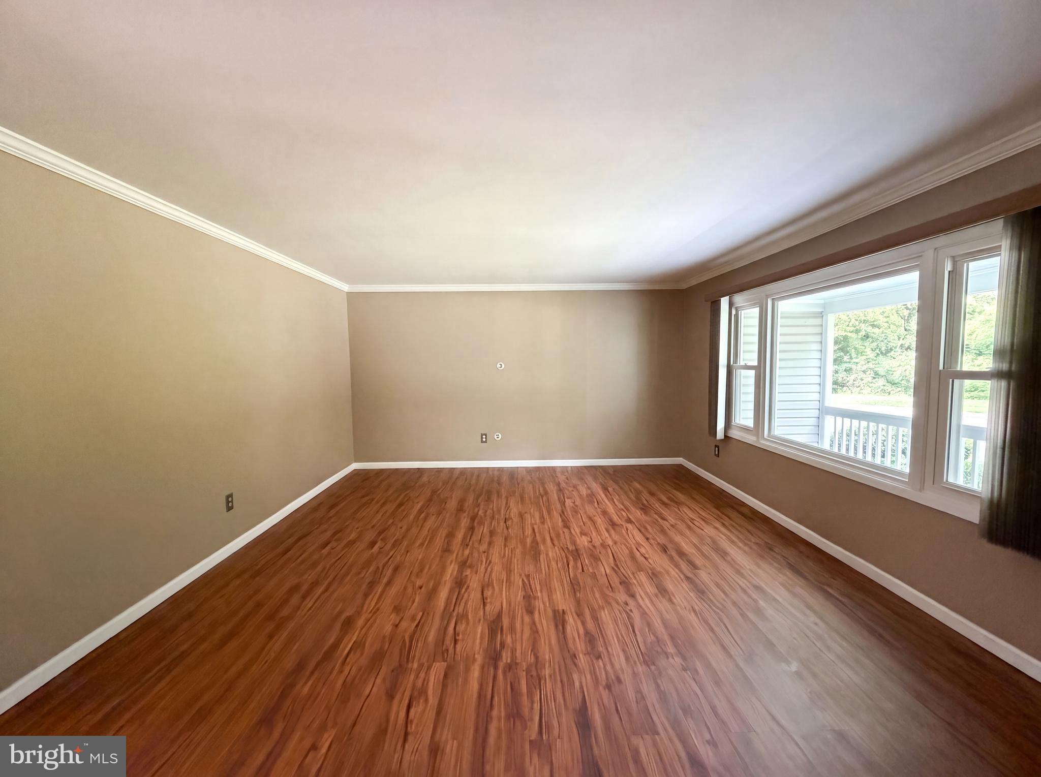MEADOWBROOK - Residential