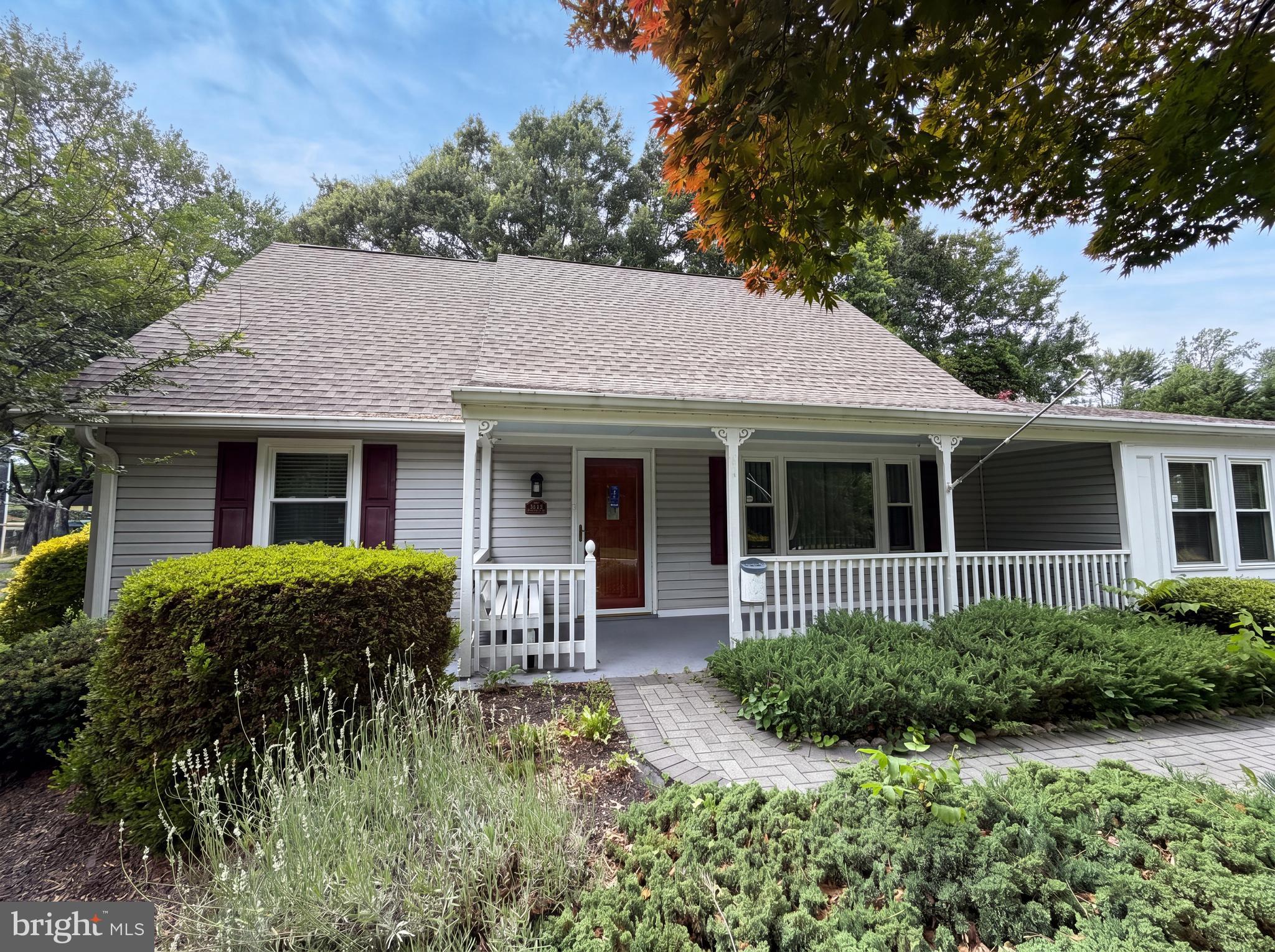 MEADOWBROOK - Residential