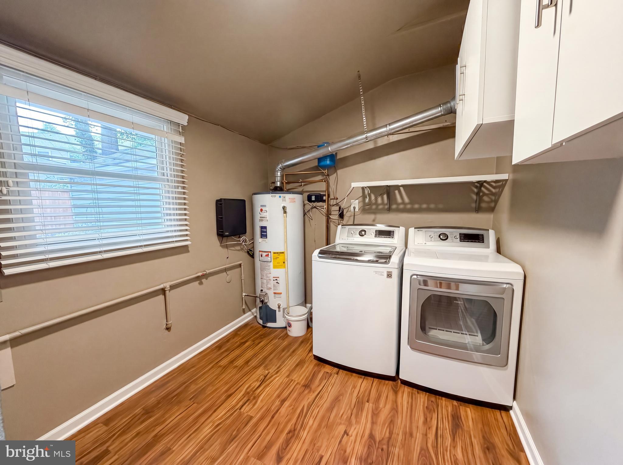 MEADOWBROOK - Residential