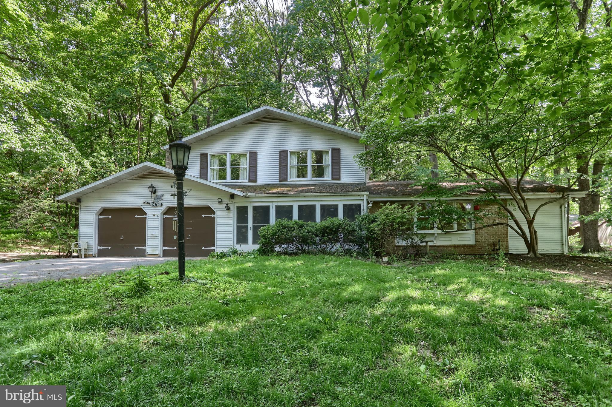 HILLCREST - Residential