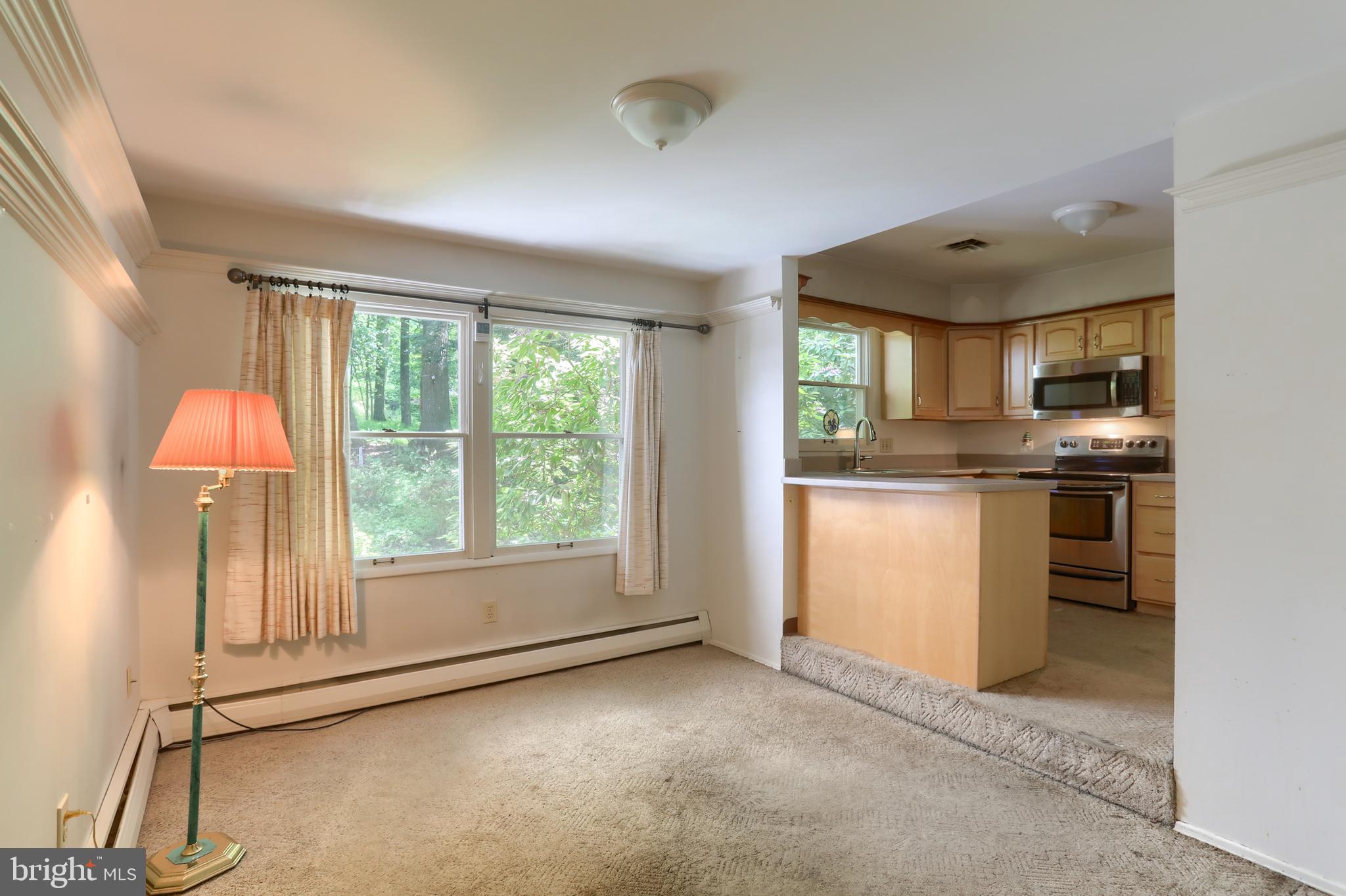 HILLCREST - Residential