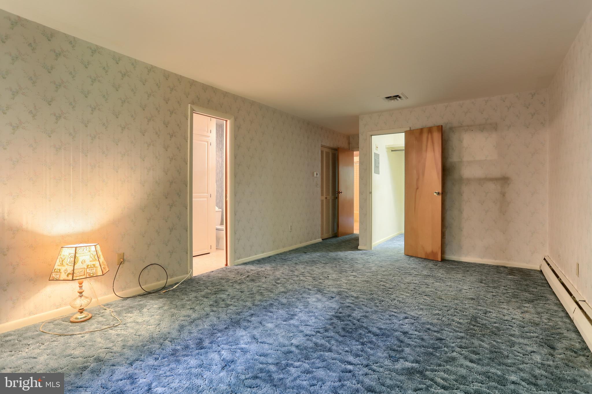 HILLCREST - Residential