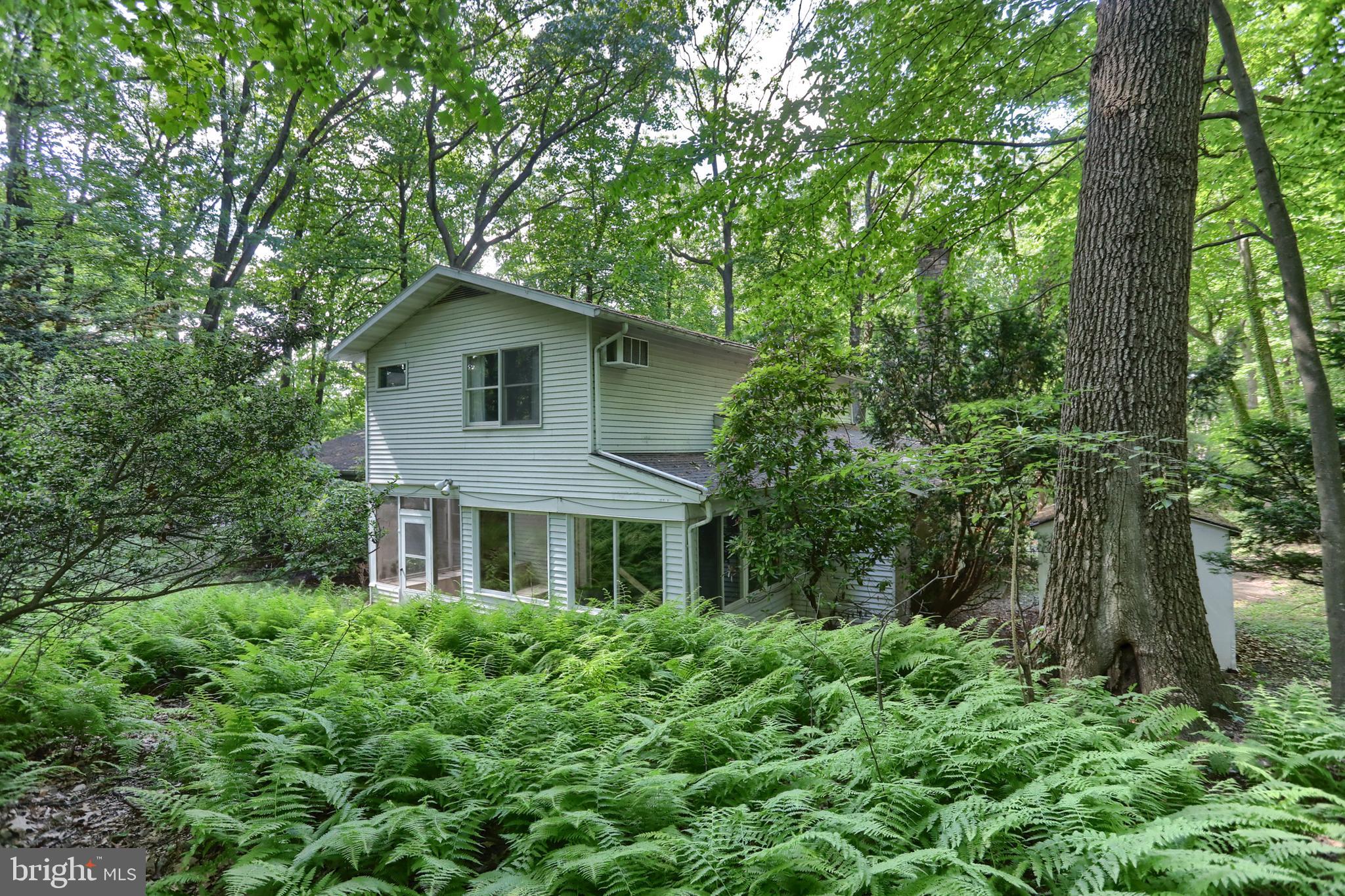 HILLCREST - Residential