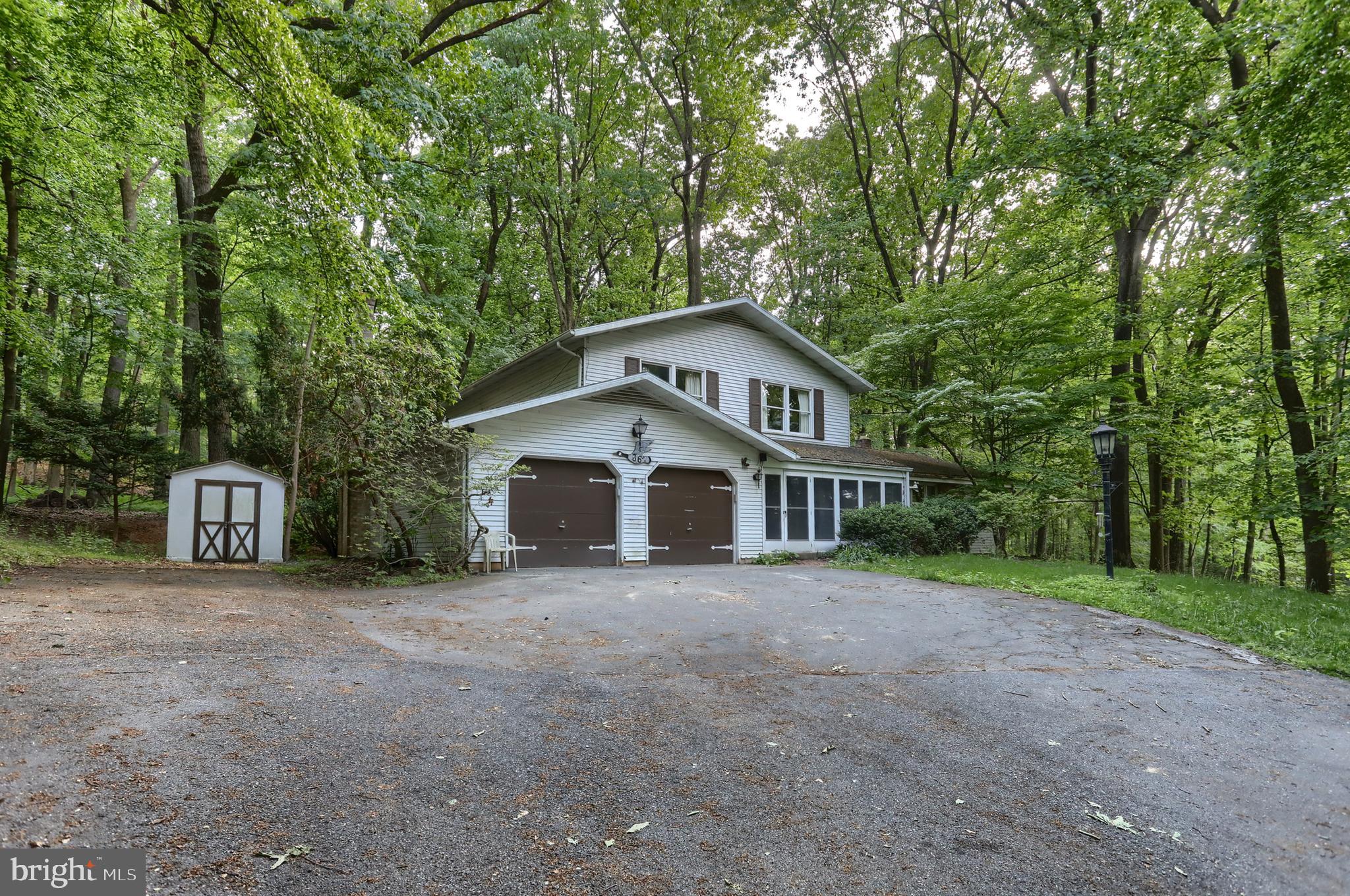 HILLCREST - Residential