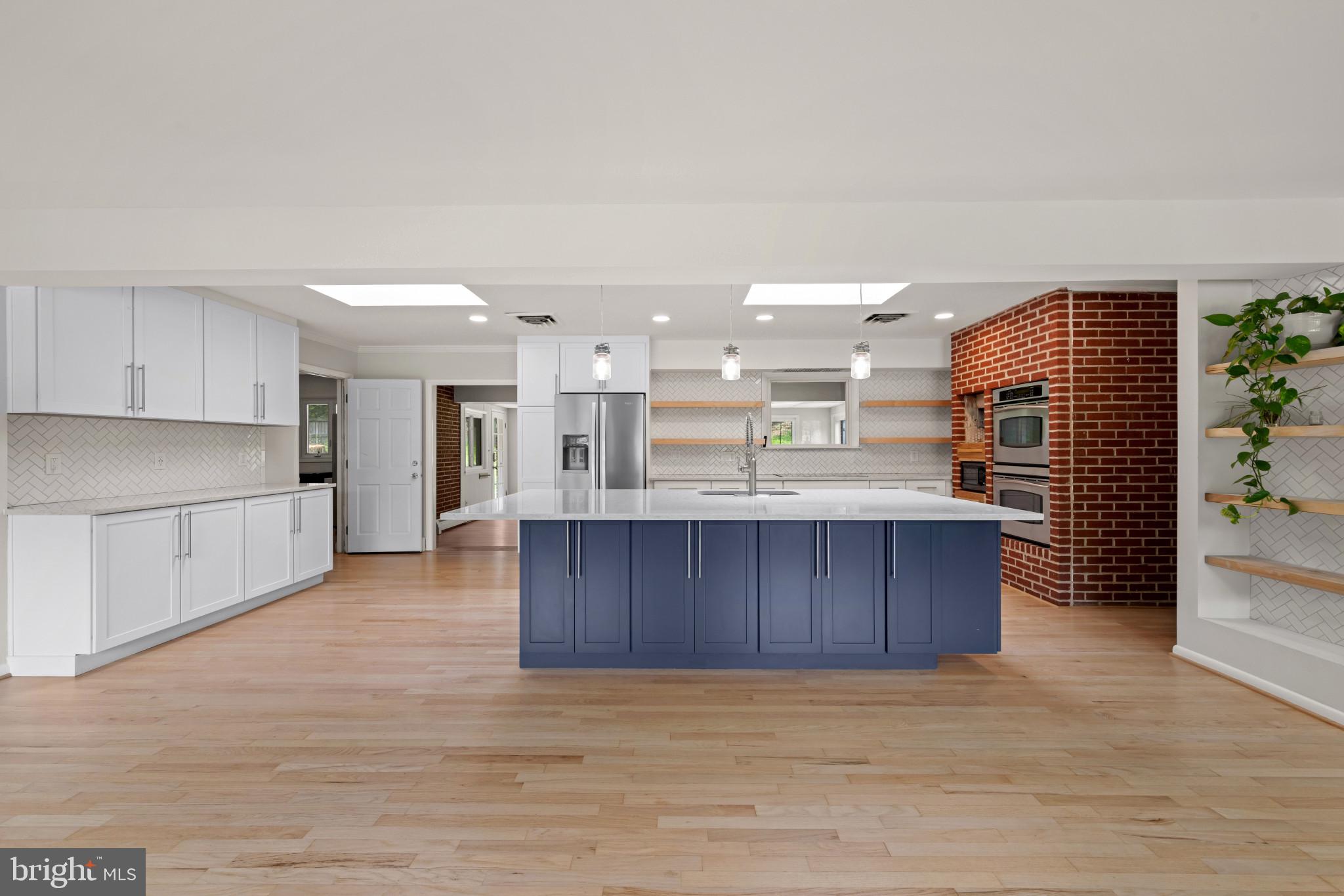 GREENSPRING VALLEY - Residential