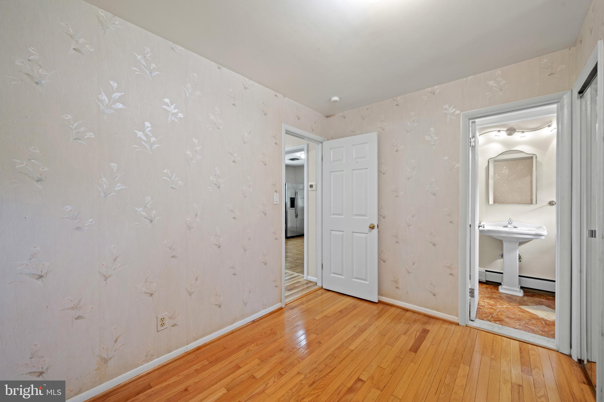 GREENSPRING VALLEY - Residential