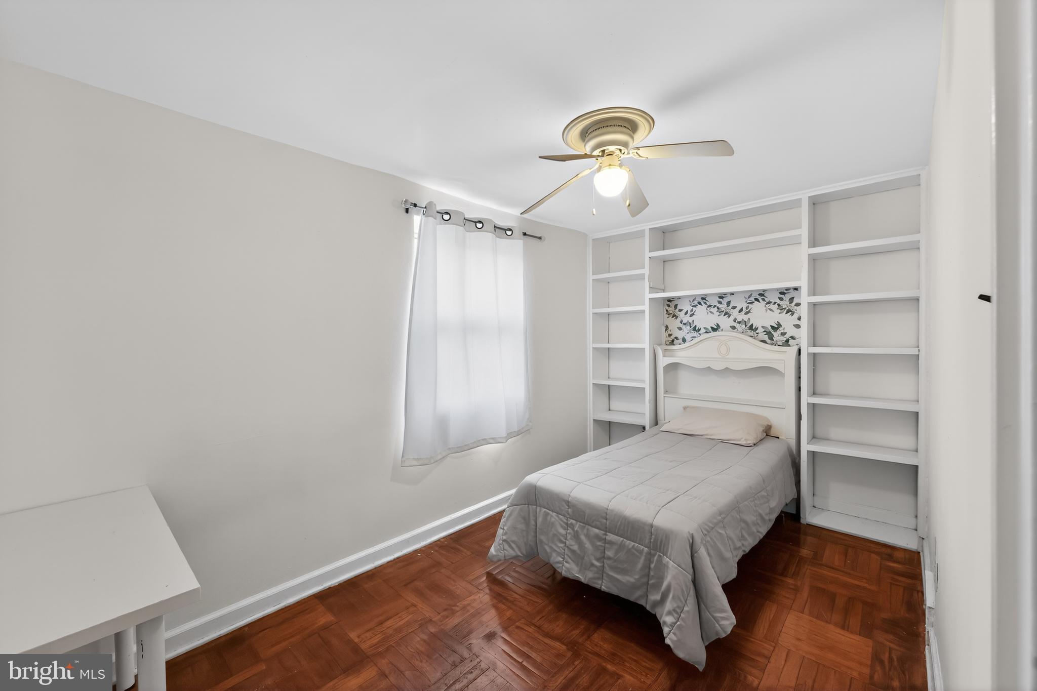 COLLEGE PARK - Residential