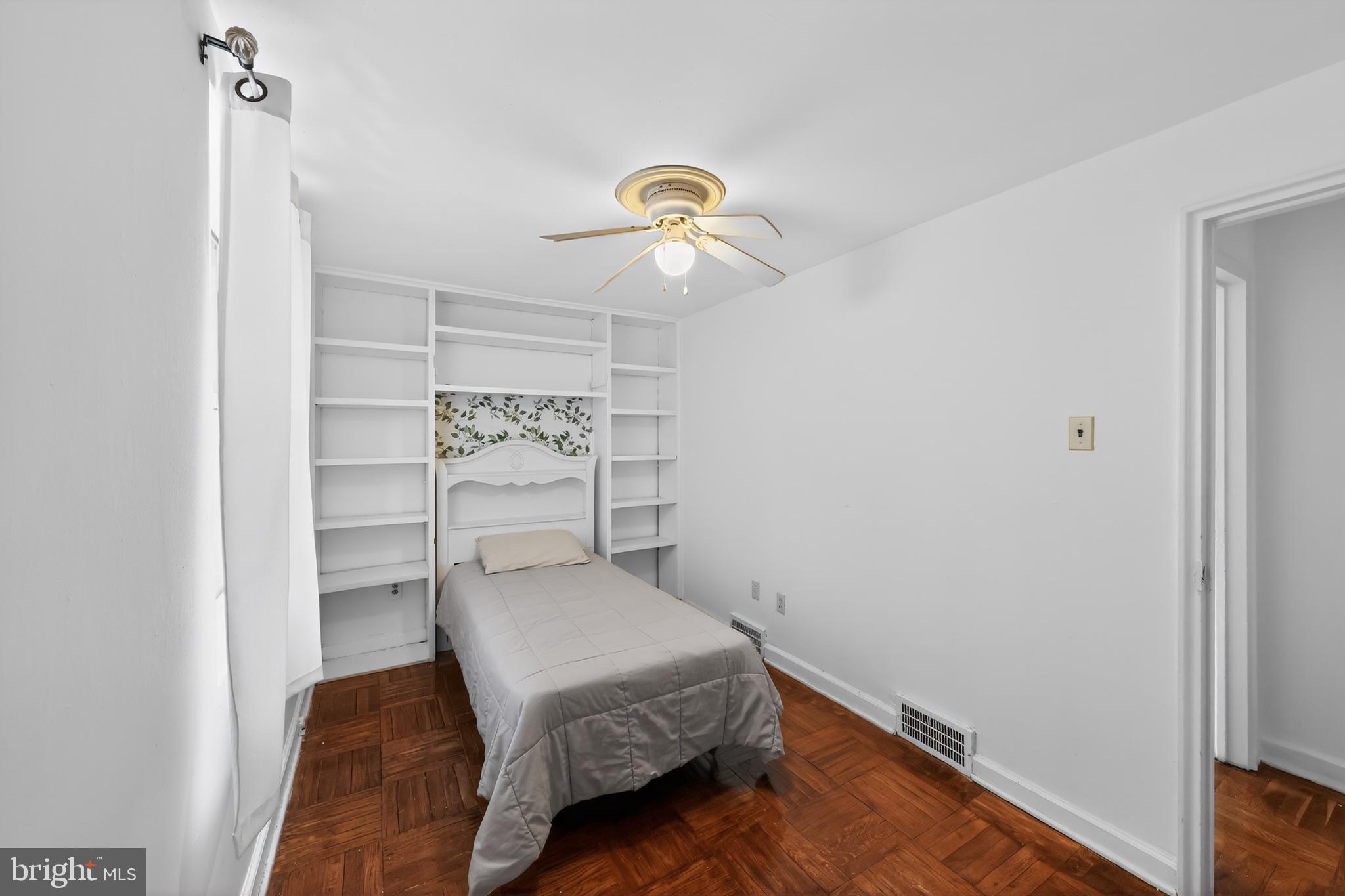 COLLEGE PARK - Residential