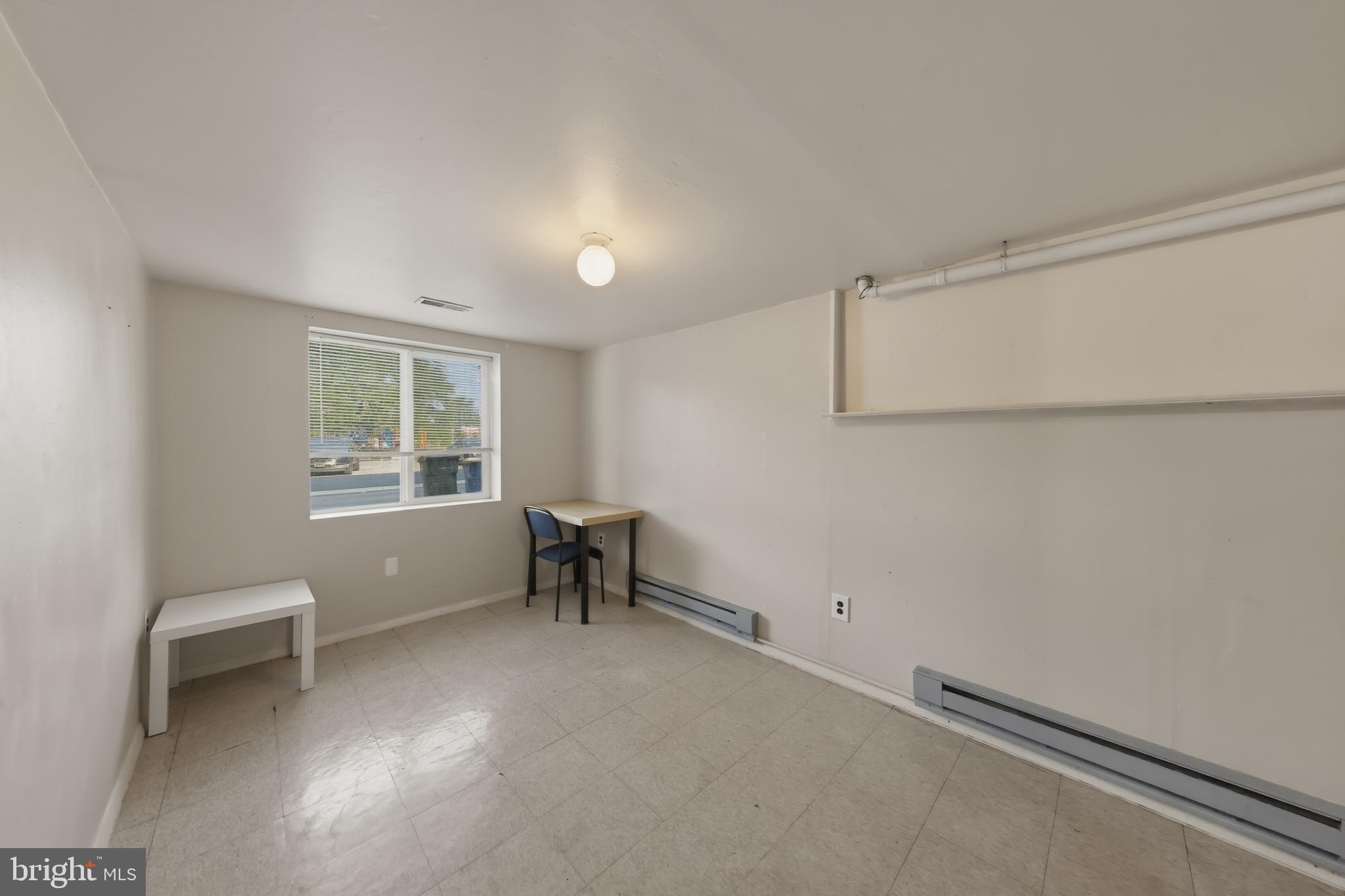 COLLEGE PARK - Residential