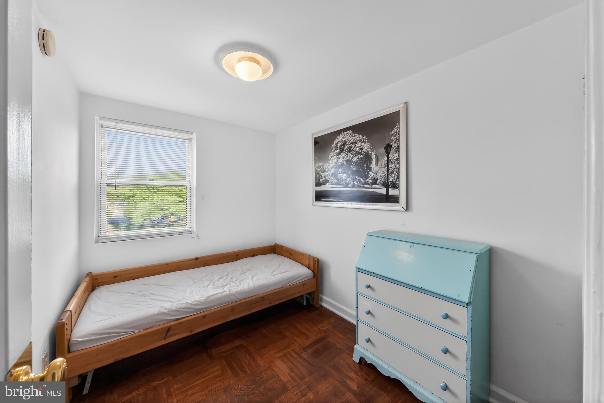 COLLEGE PARK - Residential