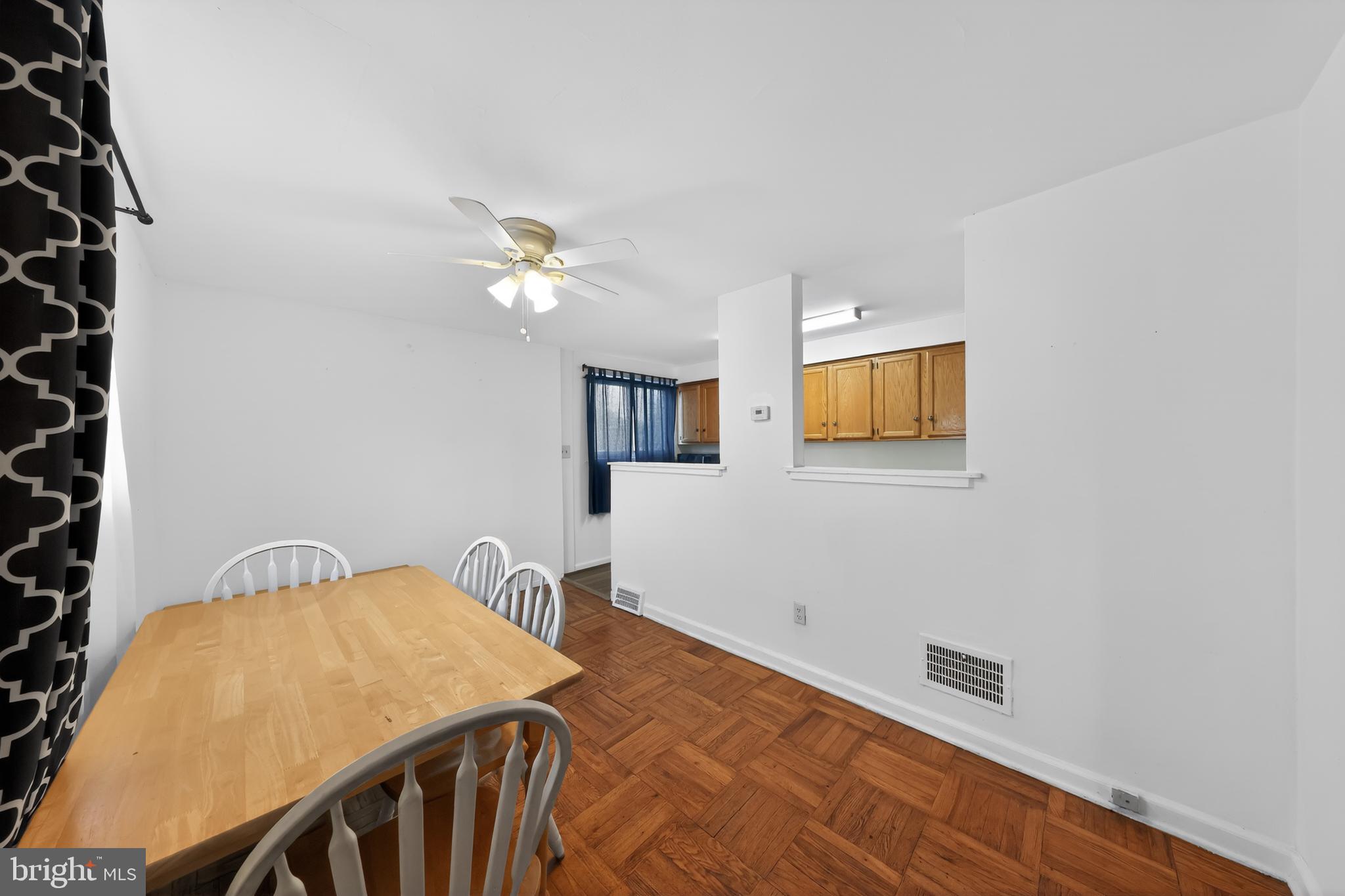 COLLEGE PARK - Residential