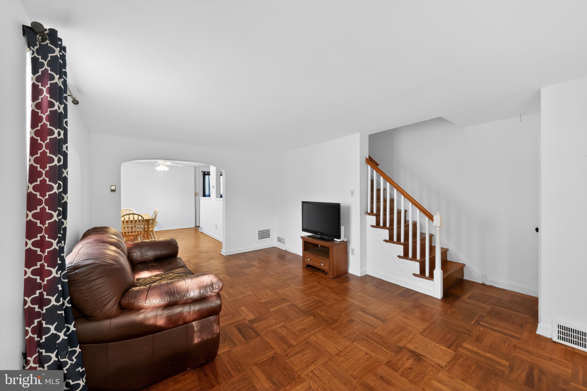 COLLEGE PARK - Residential