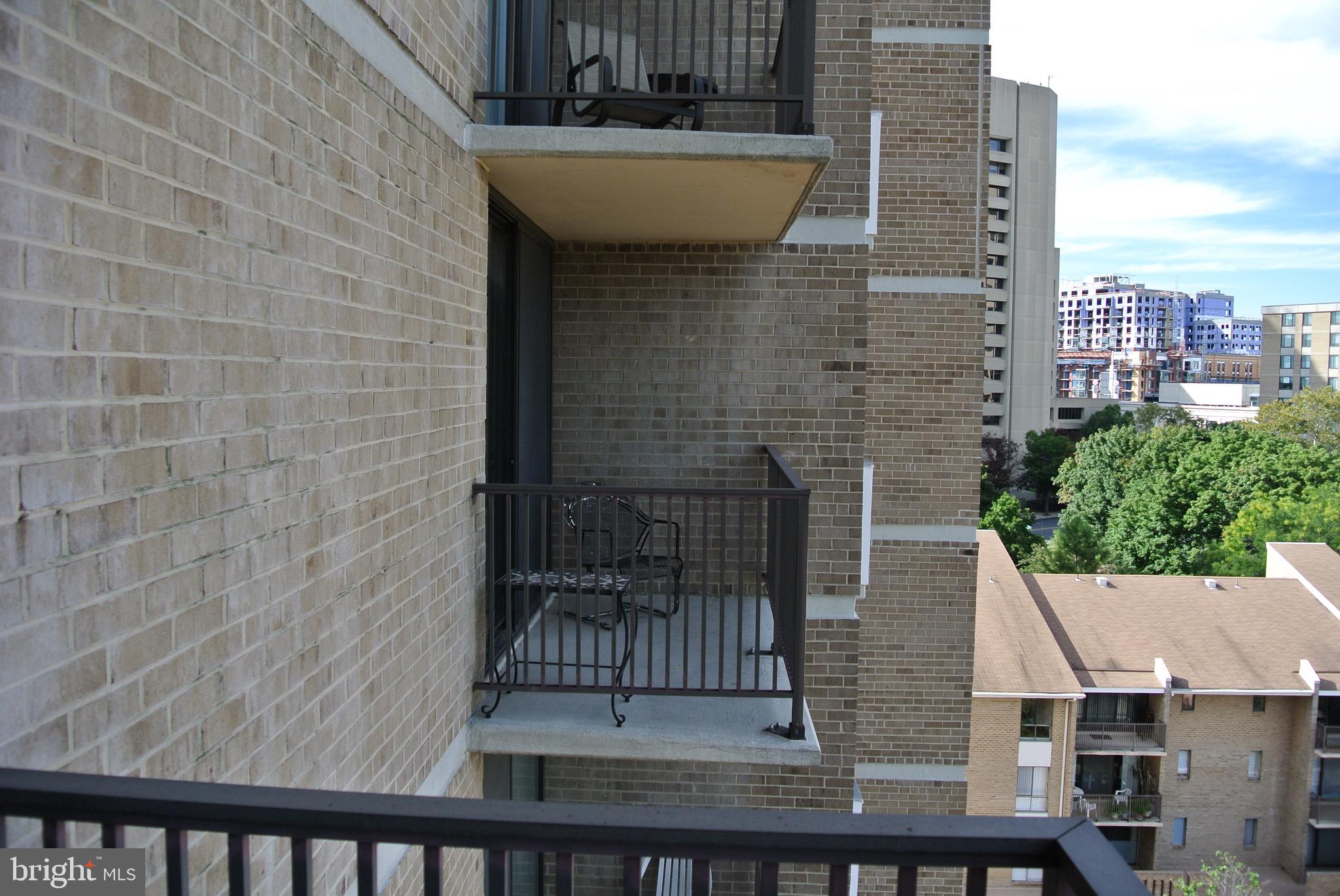AMERICANA CENTRE - Residential