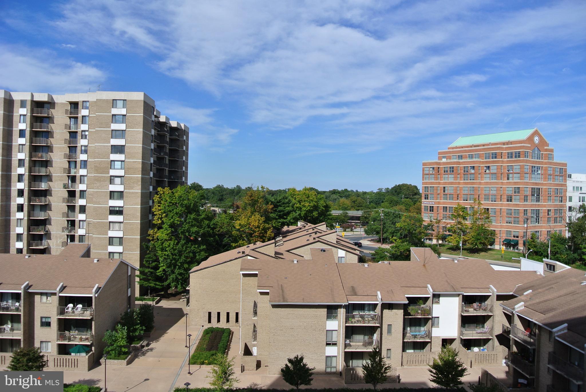 AMERICANA CENTRE - Residential