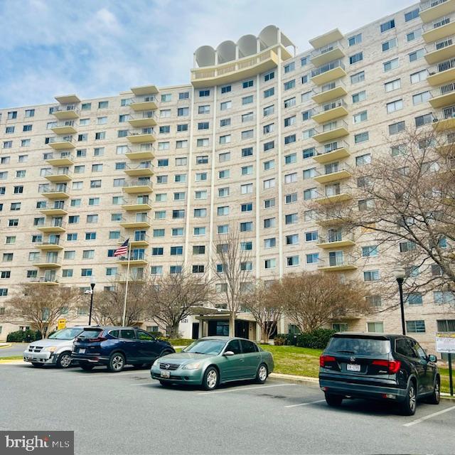 Experience great views from this cozy 11th-floor 2-bedroom, 2-bathroom condo! Step inside to a welcoming foyer with a spacious coat/storage closet, leading into an open and airy living room with a sliding glass door to your private balcony, perfect for enjoying morning coffee or evening sunsets.

Adjacent to the living area, the galley-style kitchen boasts granite countertops, sleek black appliances, and ample cabinetry, including a large pantry cabinet with pull-out shelves for ultimate convenience. The dining area, seamlessly connected to both the kitchen and living room, provides a great space for entertaining.

Down the hall, you'll find a full bath with a tub/shower combo and a spacious second bedroom with generous closet space. The primary suite features a private en-suite bath, adding to the comfort and appeal of this fantastic unit.

Don't forget to check out the garage parking in the lower 'B' level. Although deeded as a single space it is big enough to fit 2 cars.