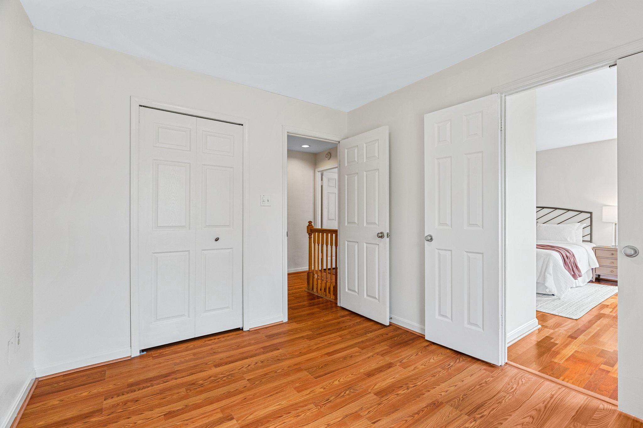 MILLS FARM - Residential