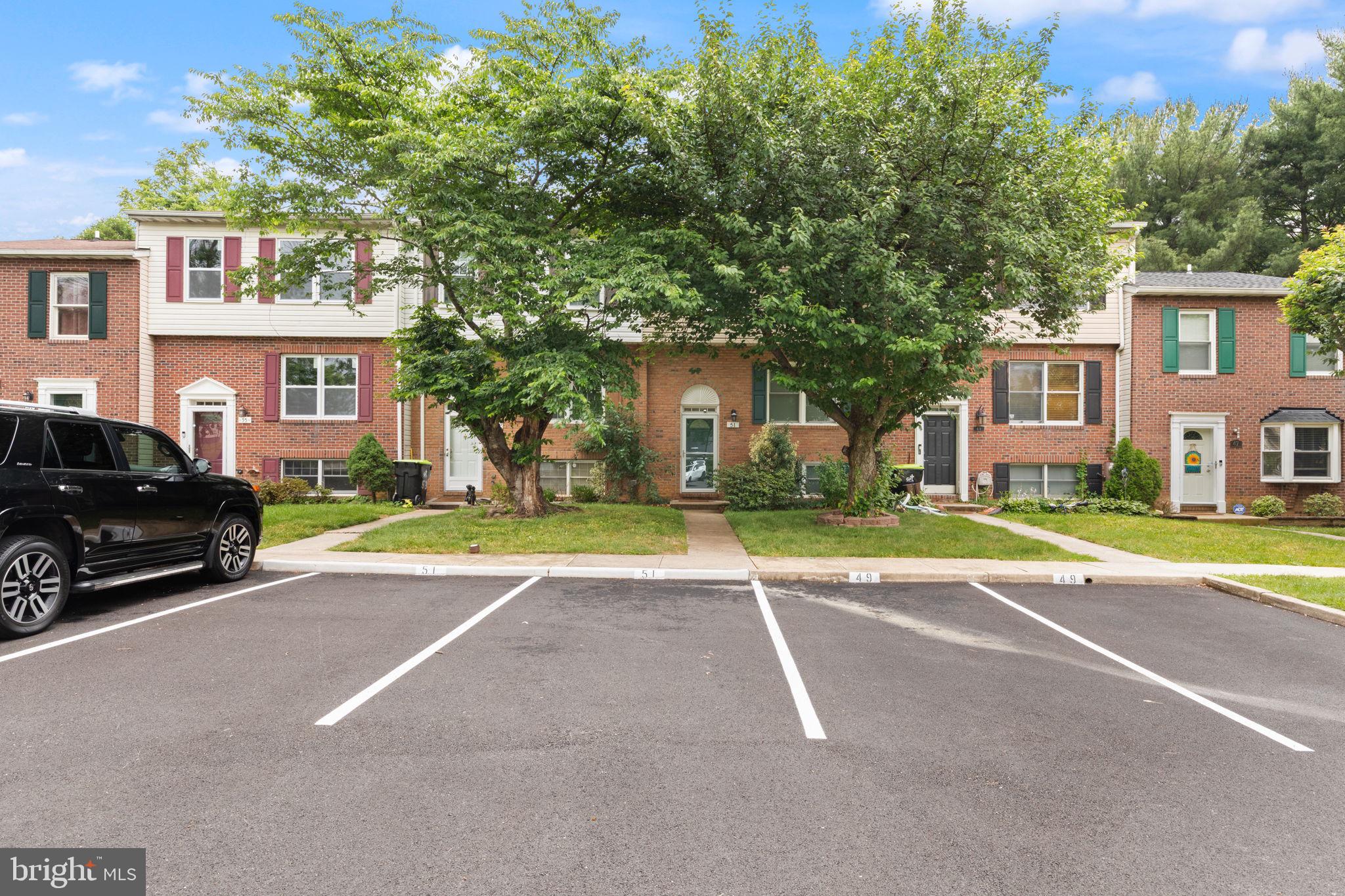 BRIGHT OAKS - Residential