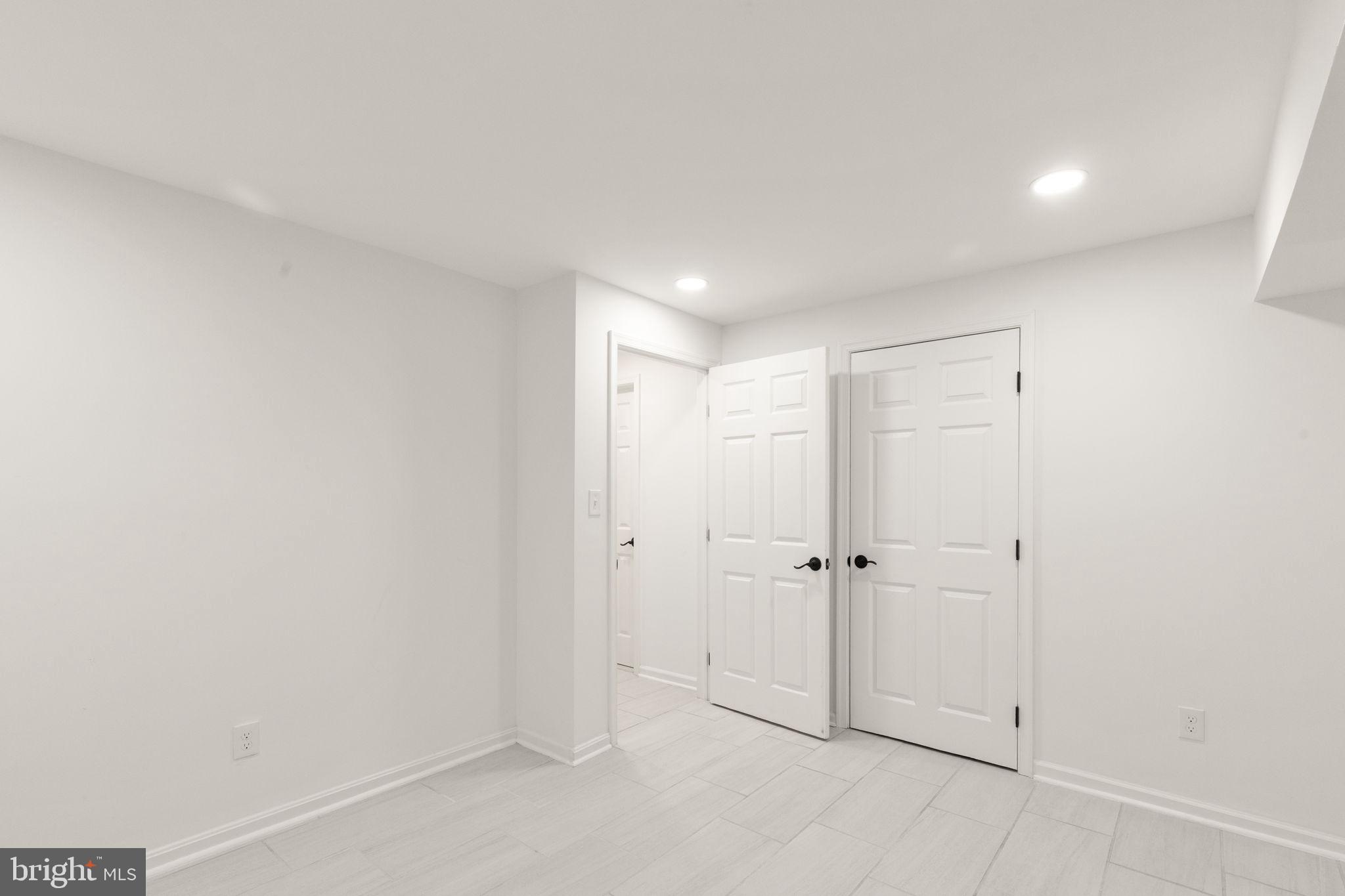 BRIGHT OAKS - Residential