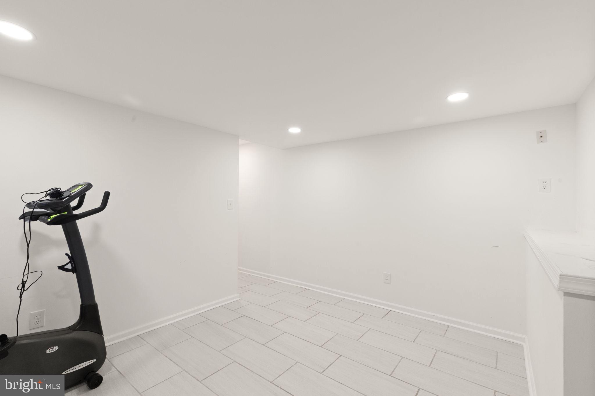 BRIGHT OAKS - Residential