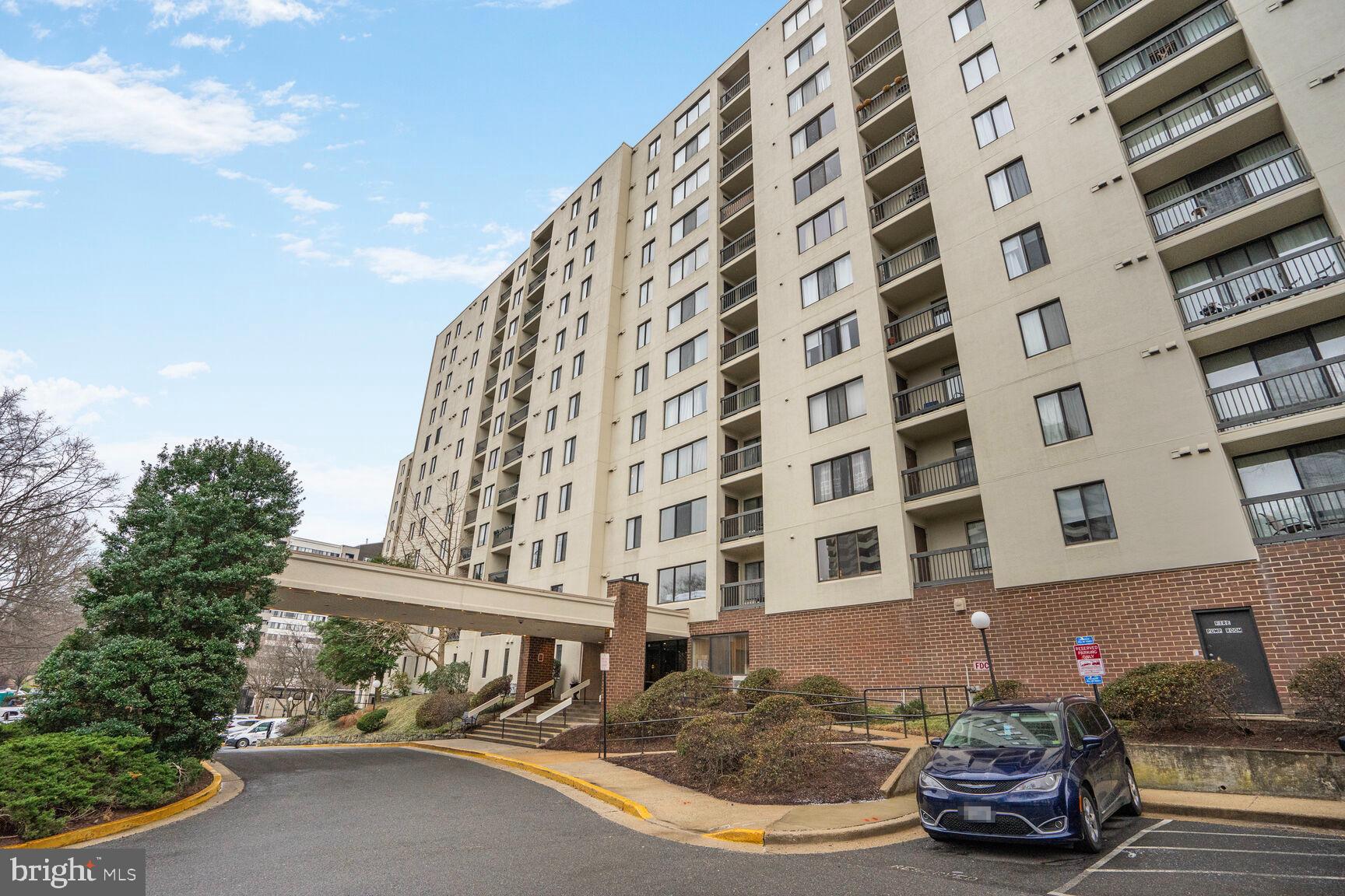 SENTINEL OF LANDMARK - Residential