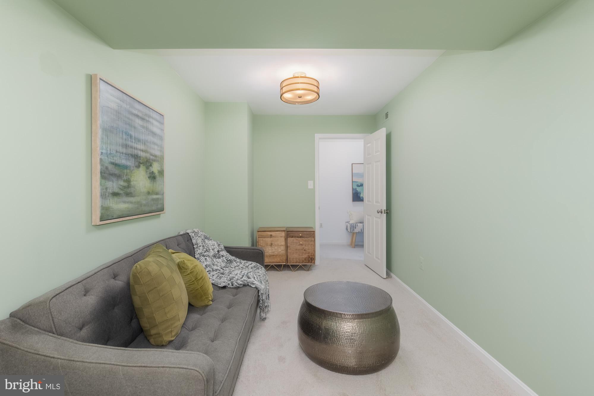 KENWOOD PARK - Residential
