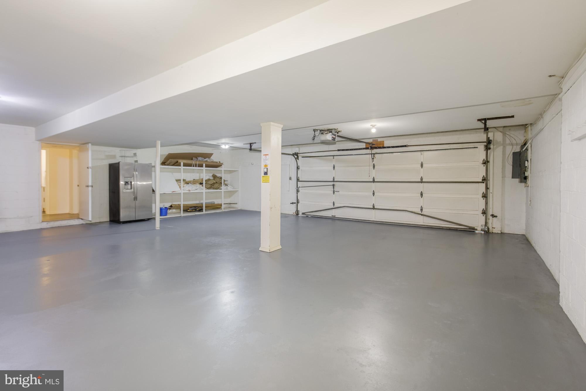 KENWOOD PARK - Residential
