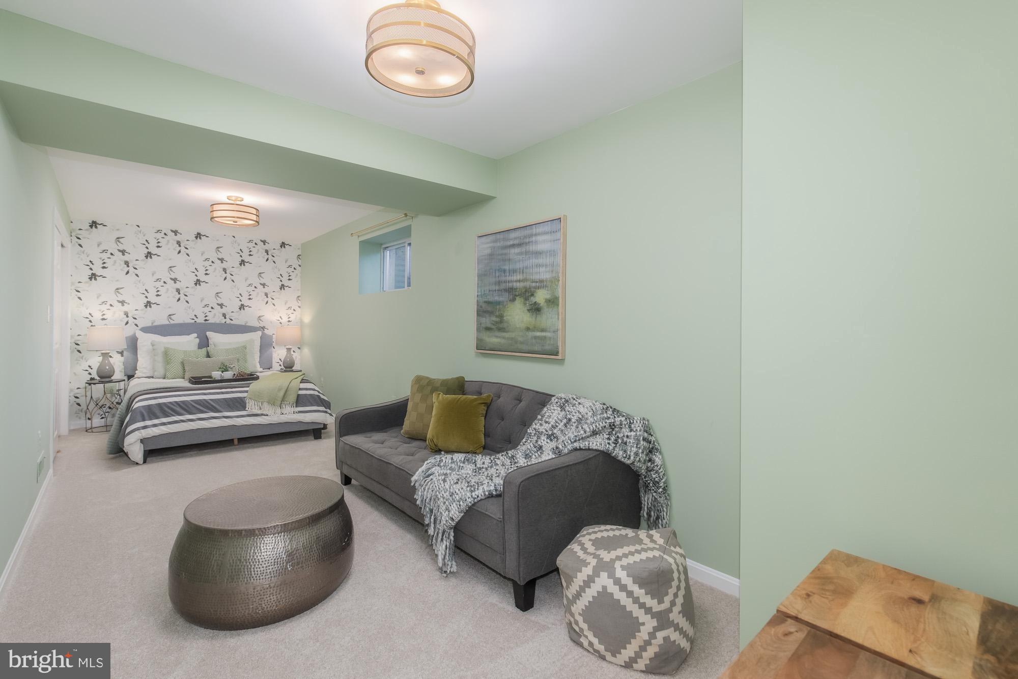 KENWOOD PARK - Residential