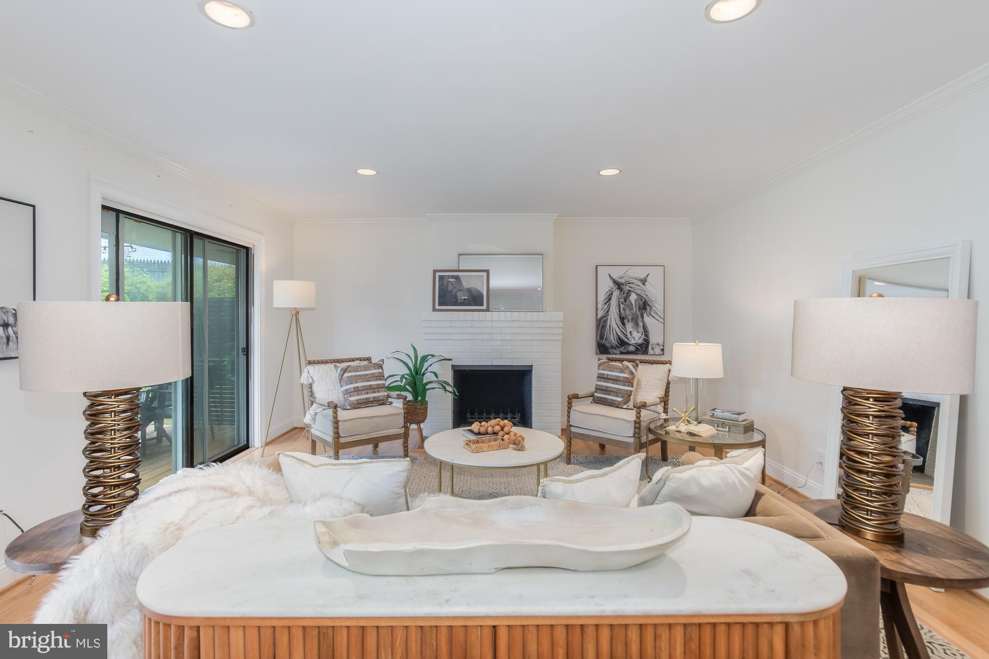 KENWOOD PARK - Residential