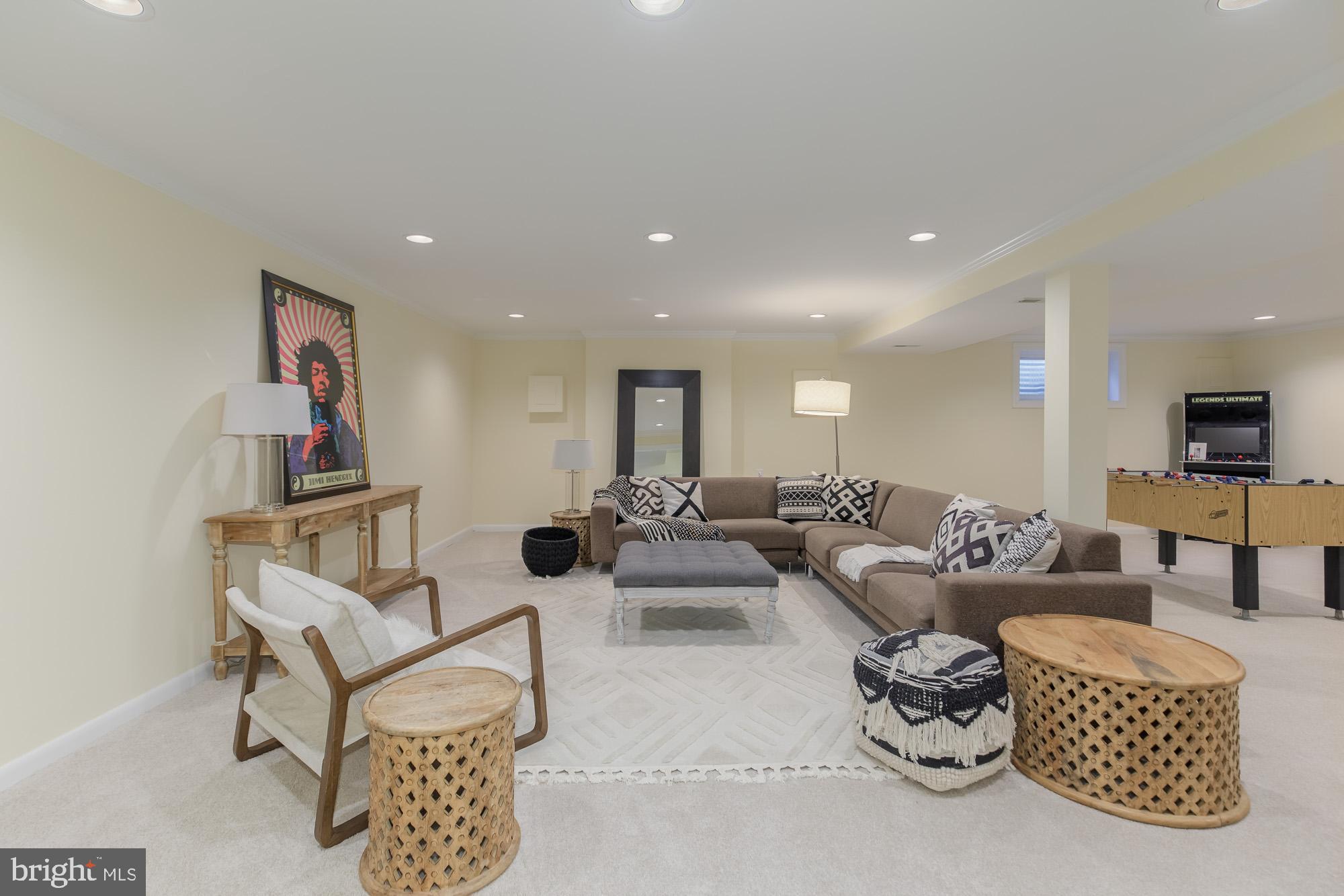 KENWOOD PARK - Residential