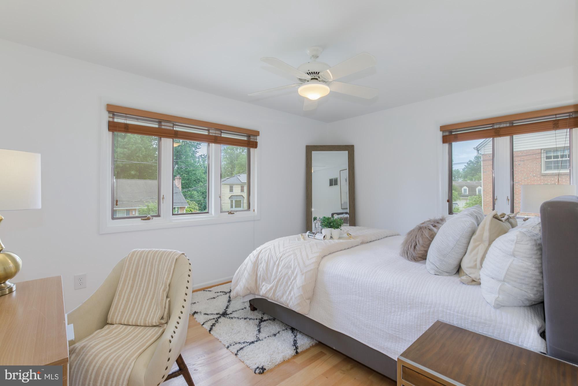 KENWOOD PARK - Residential