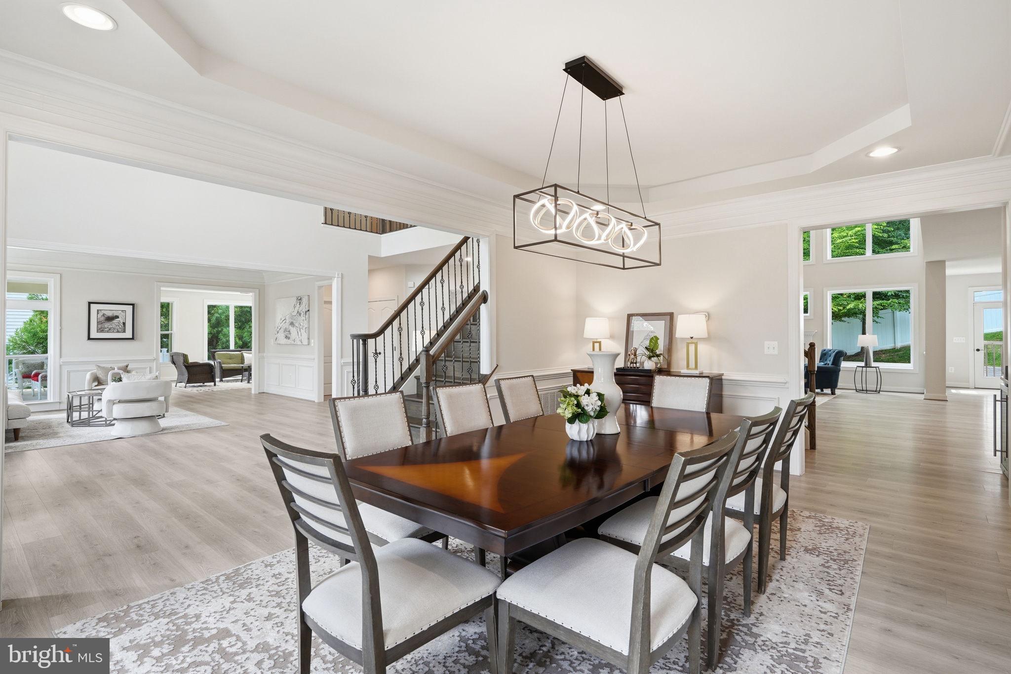 BREEZEWOOD - Residential