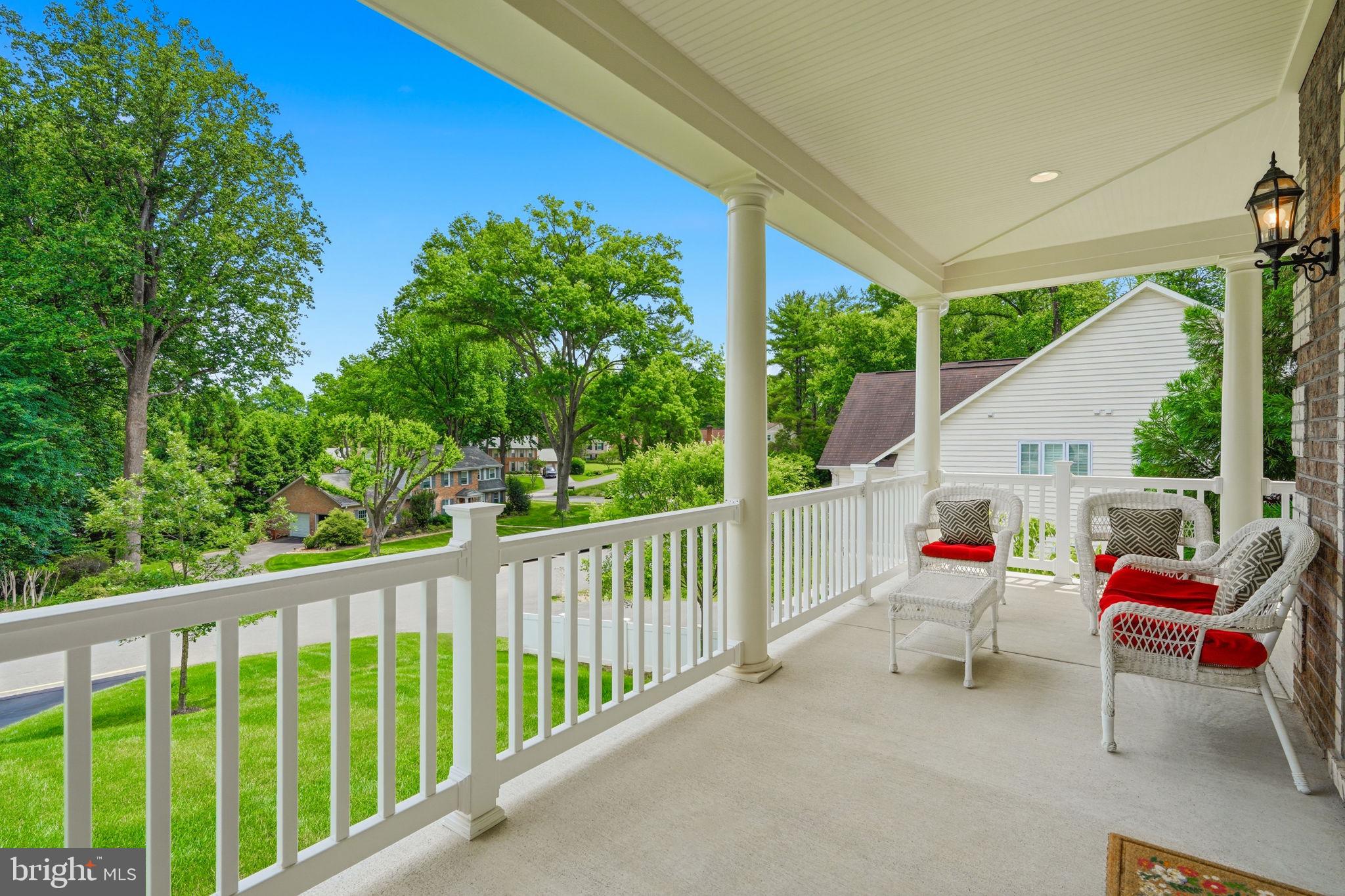 BREEZEWOOD - Residential