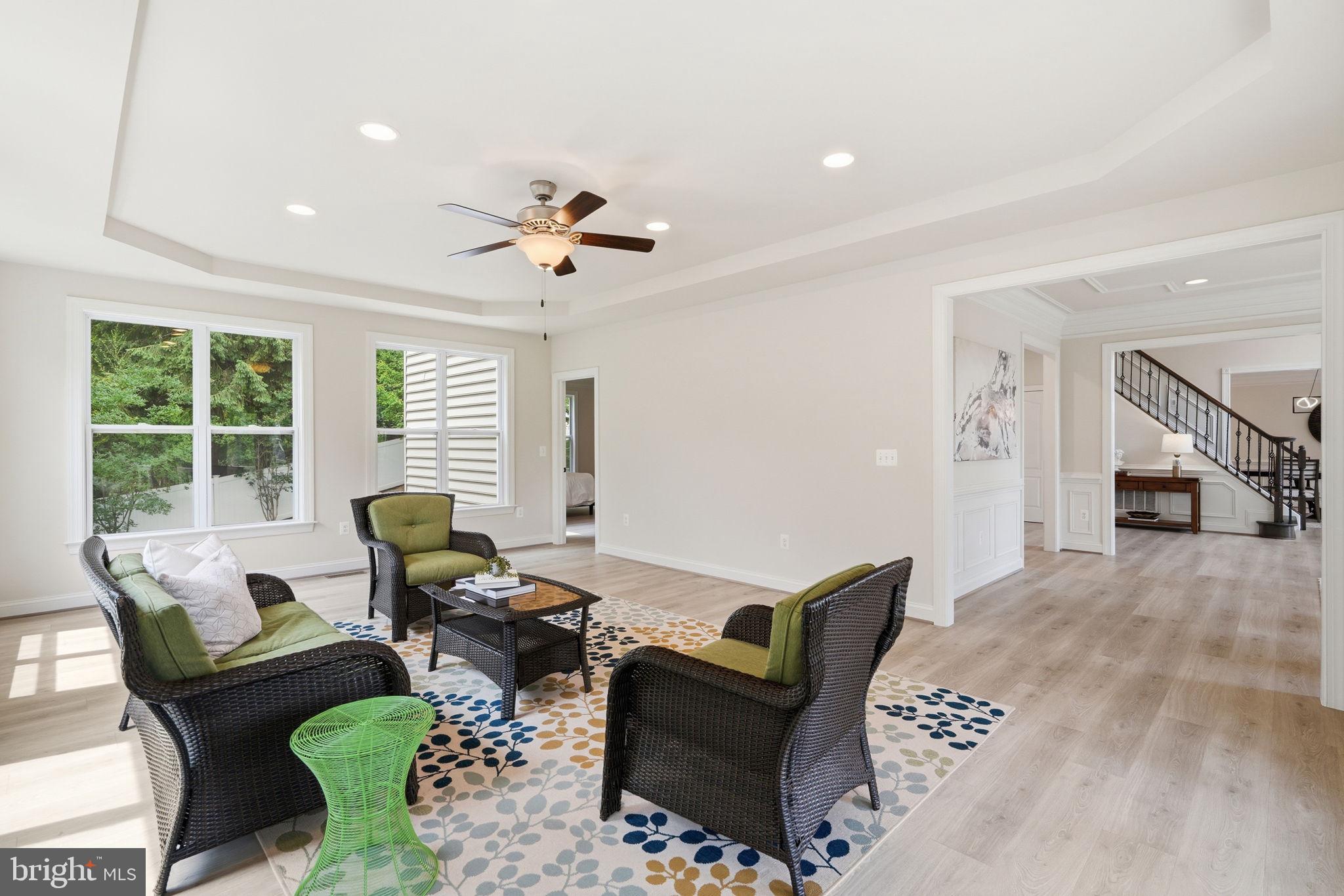 BREEZEWOOD - Residential