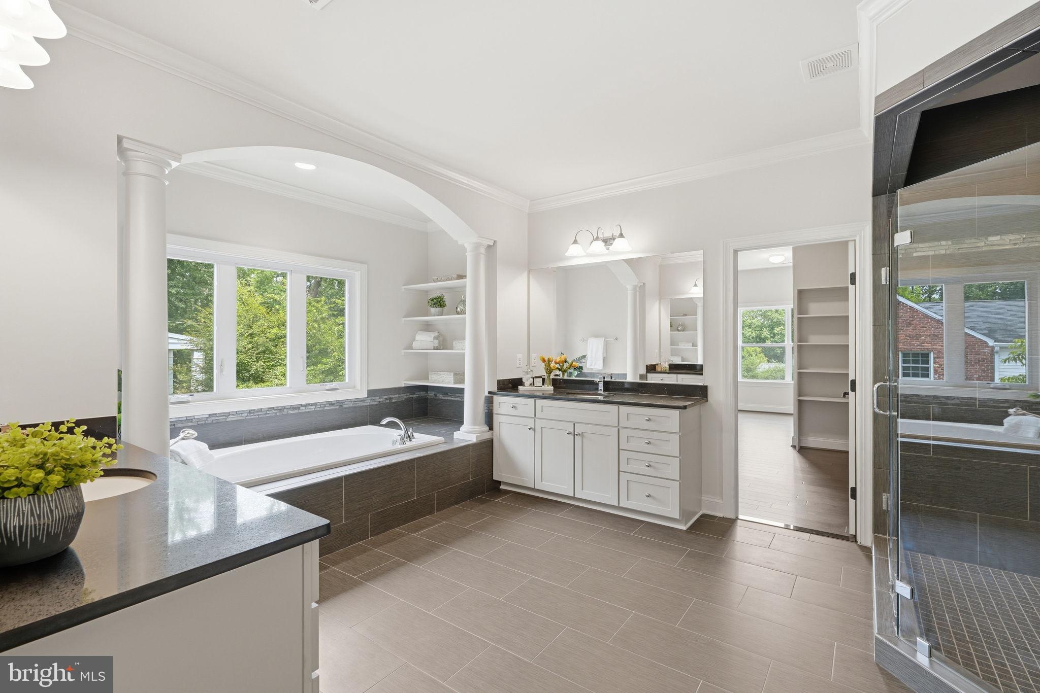 BREEZEWOOD - Residential