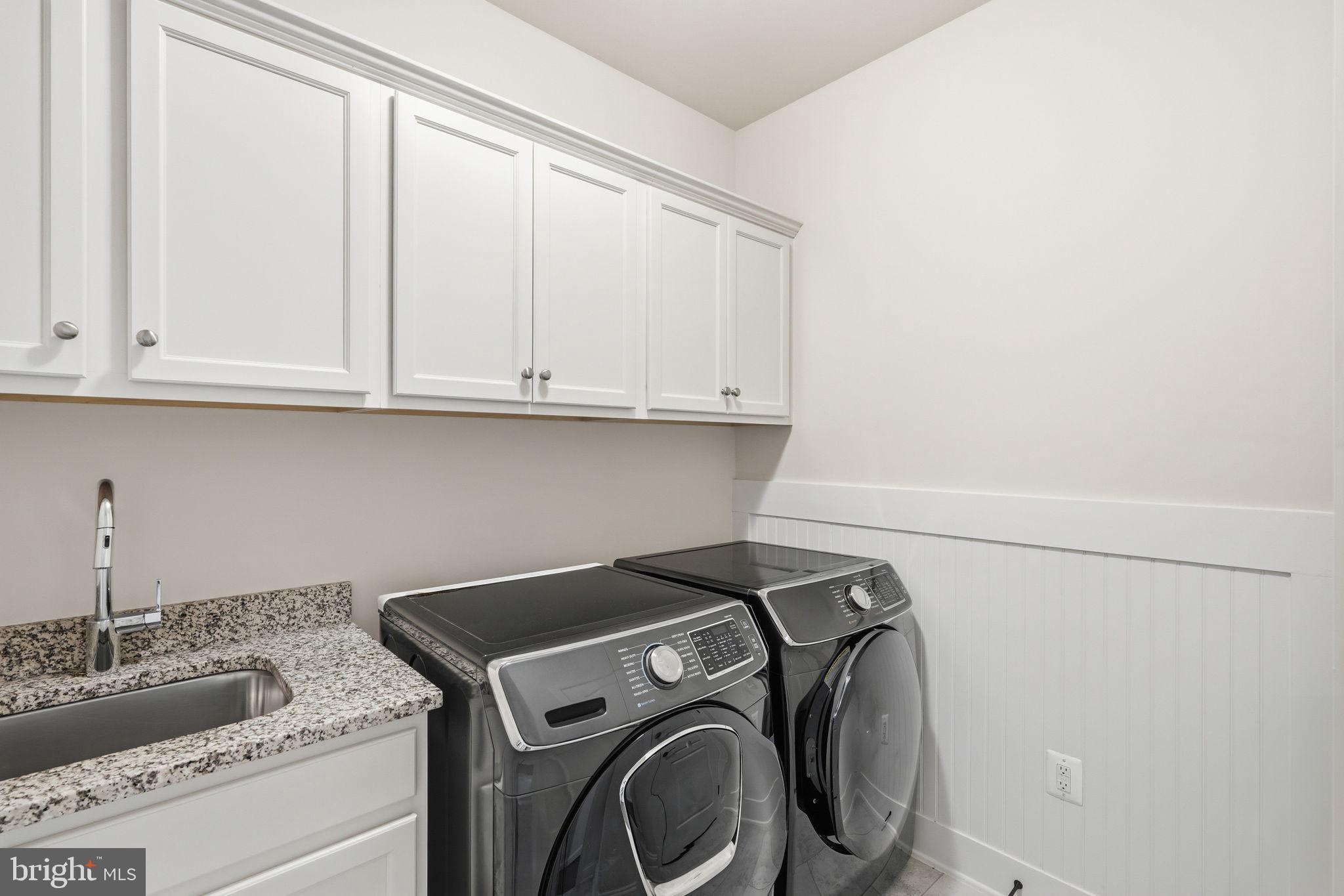 BREEZEWOOD - Residential