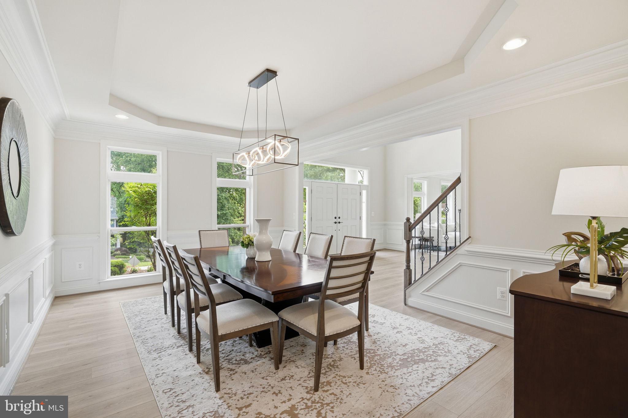 BREEZEWOOD - Residential