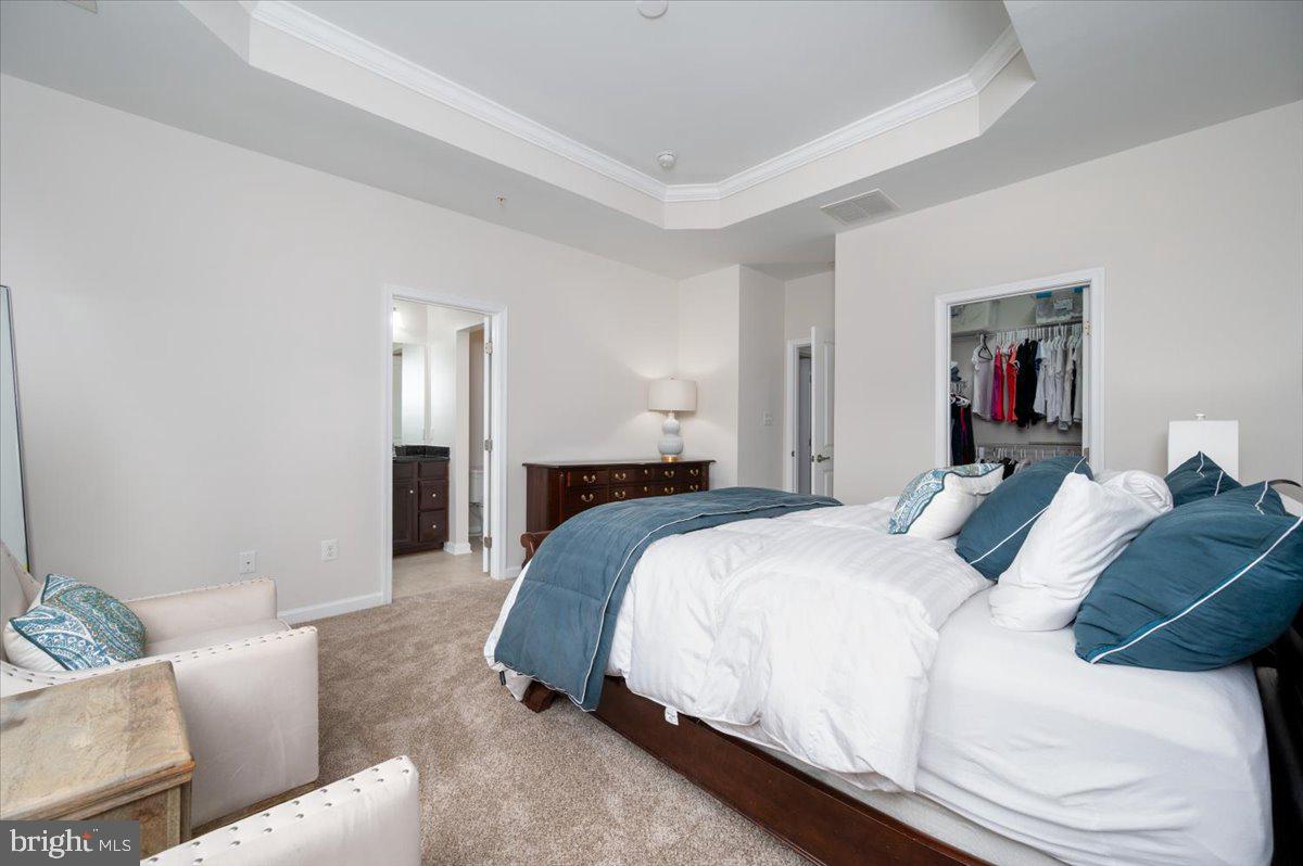 CREEKSIDE VILLAGE - Residential