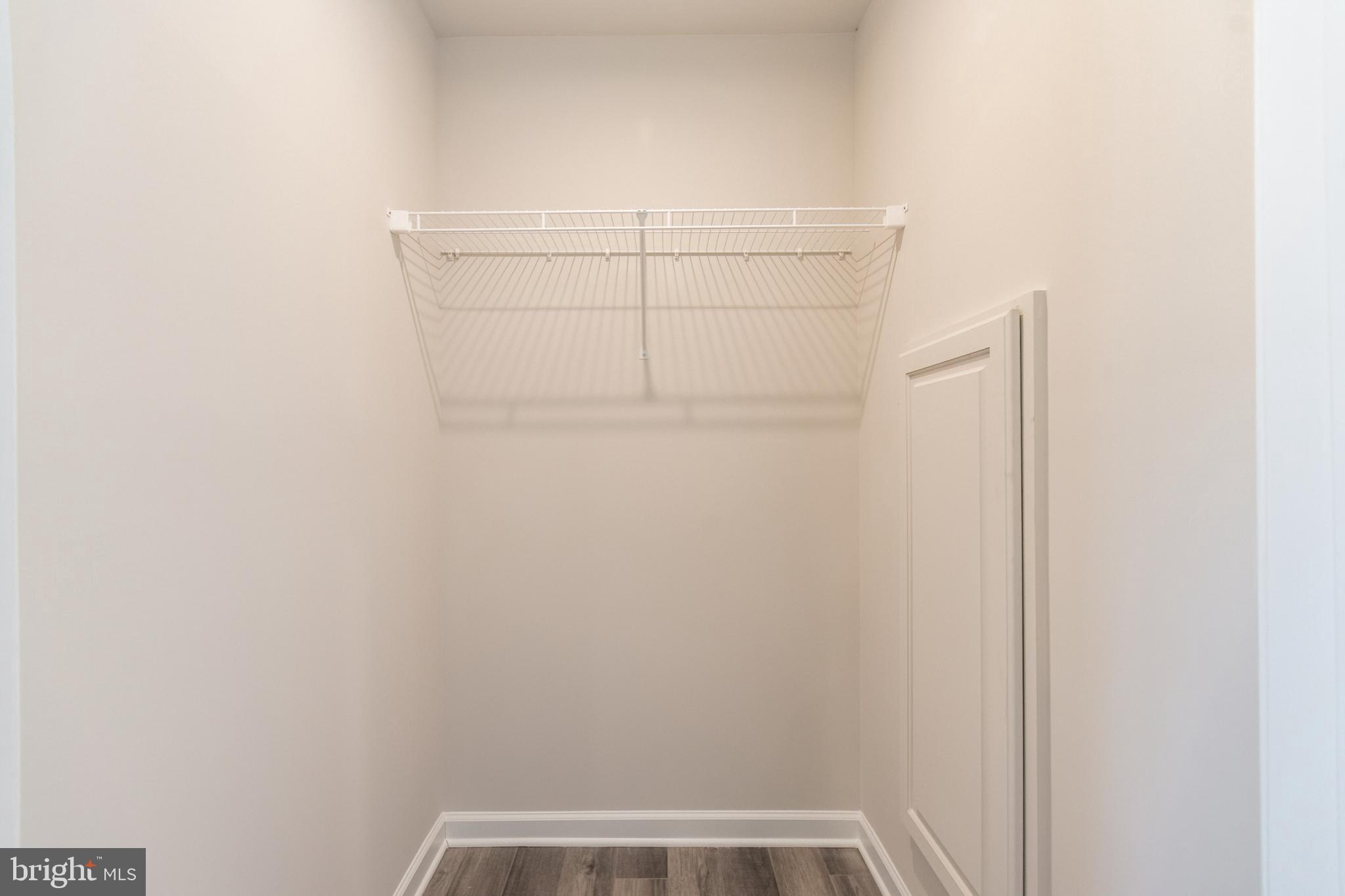 THE LAKES AT MARTINSBURG - Residential Lease