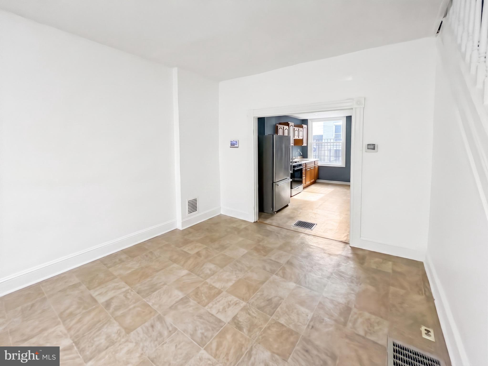 ELLWOOD PARK - Residential