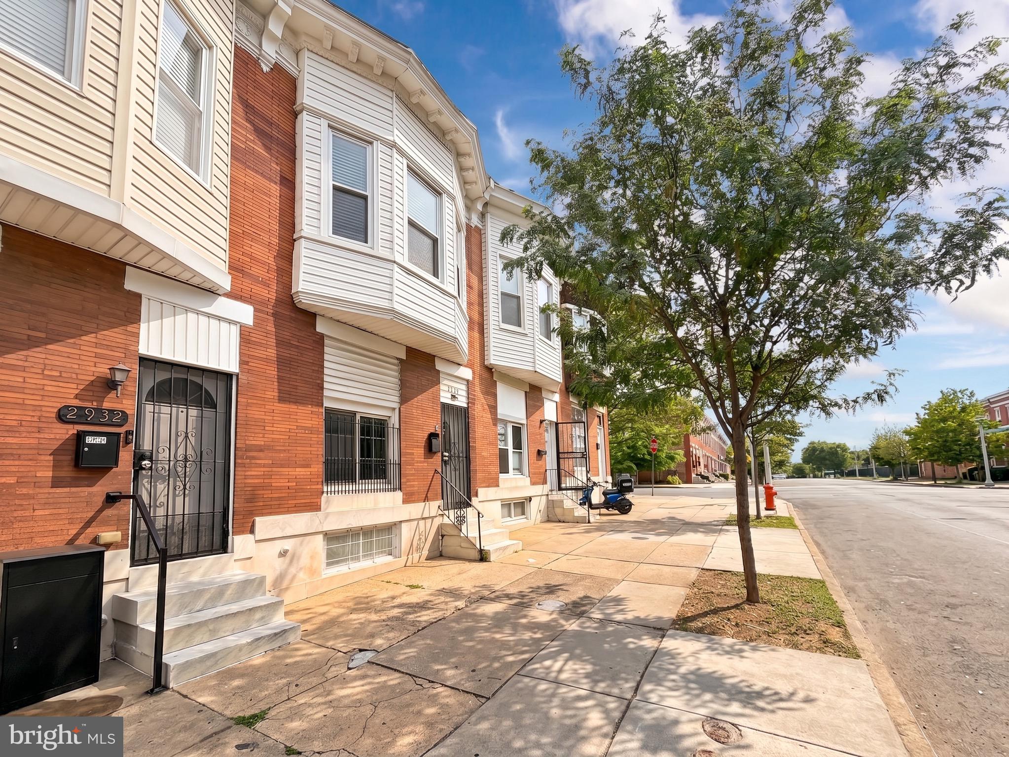 ELLWOOD PARK - Residential