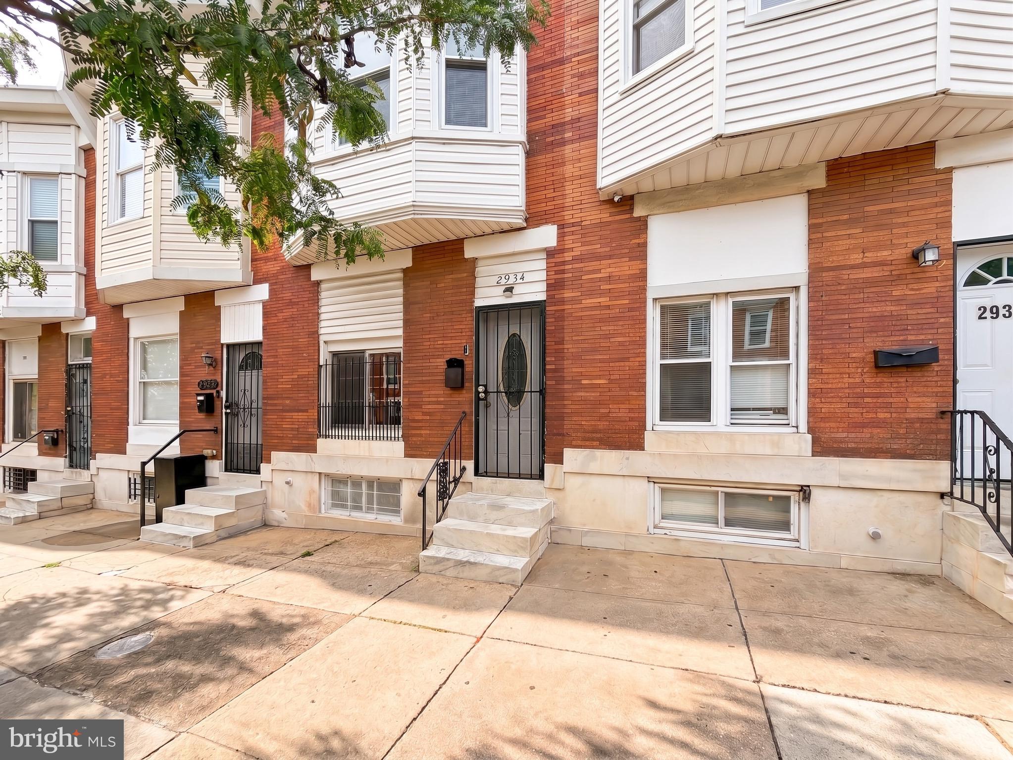 ELLWOOD PARK - Residential