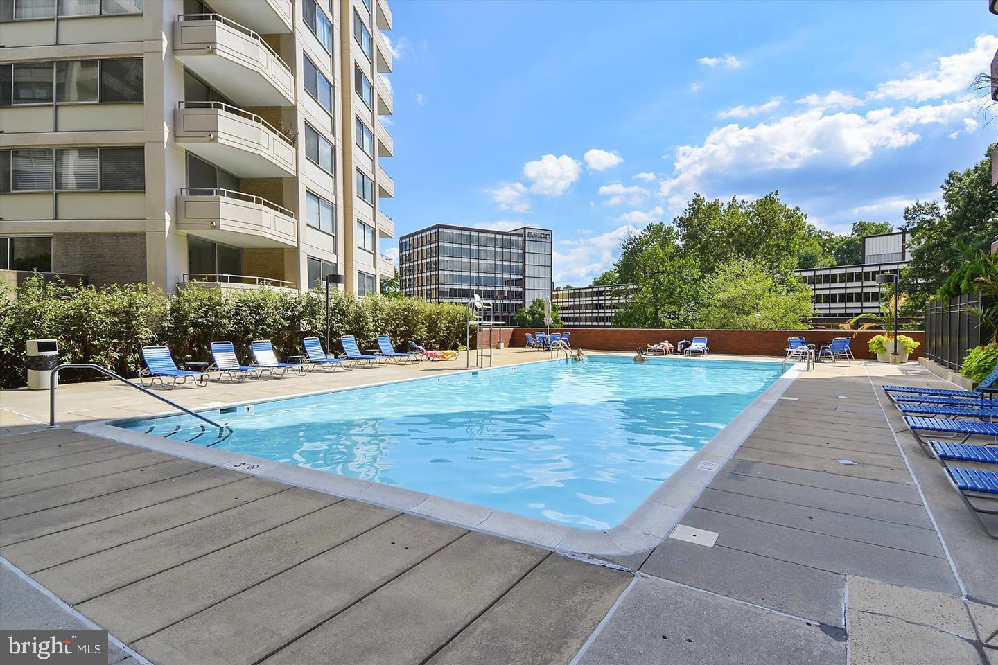 CHEVY CHASE - Residential