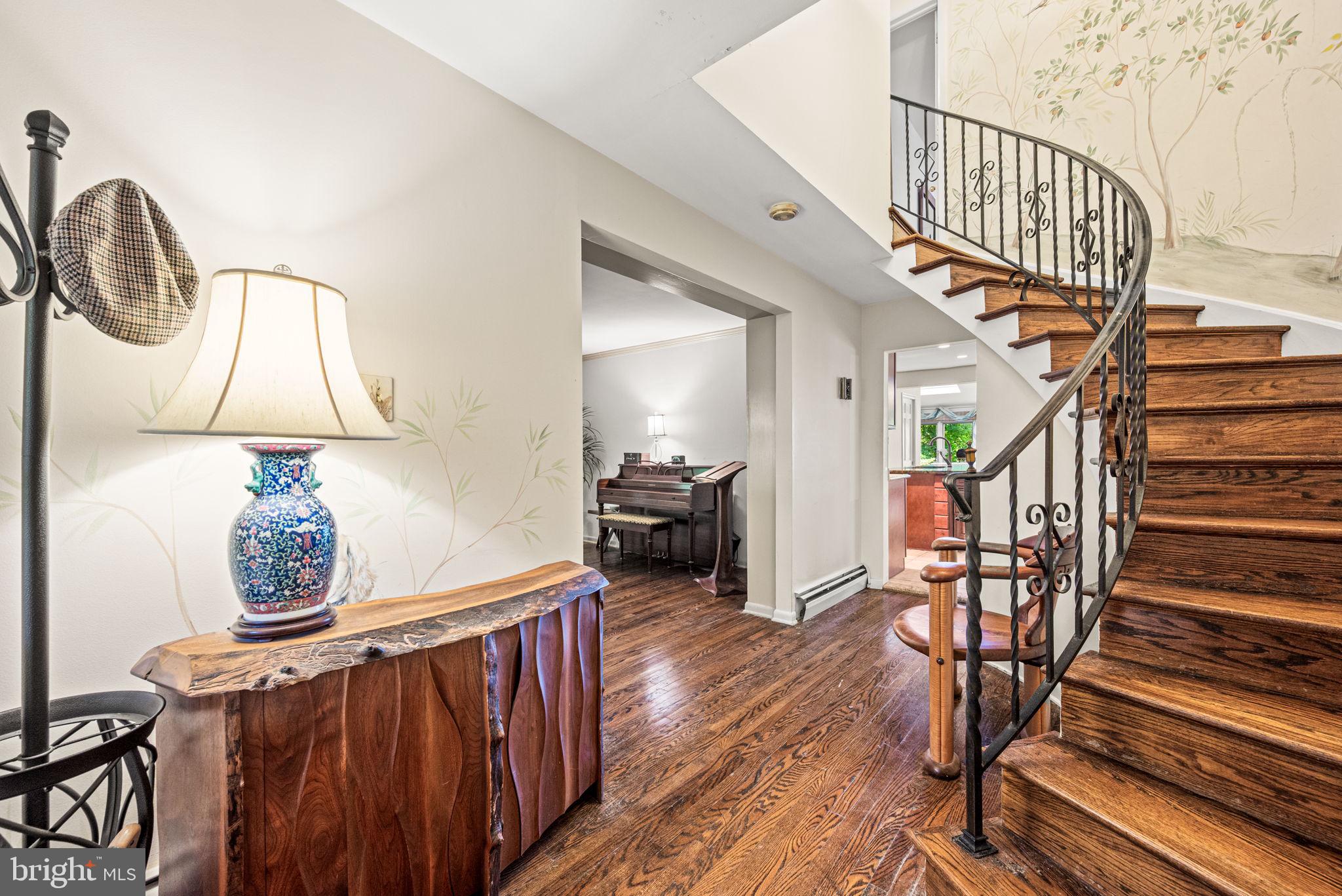 MIQUON - Residential