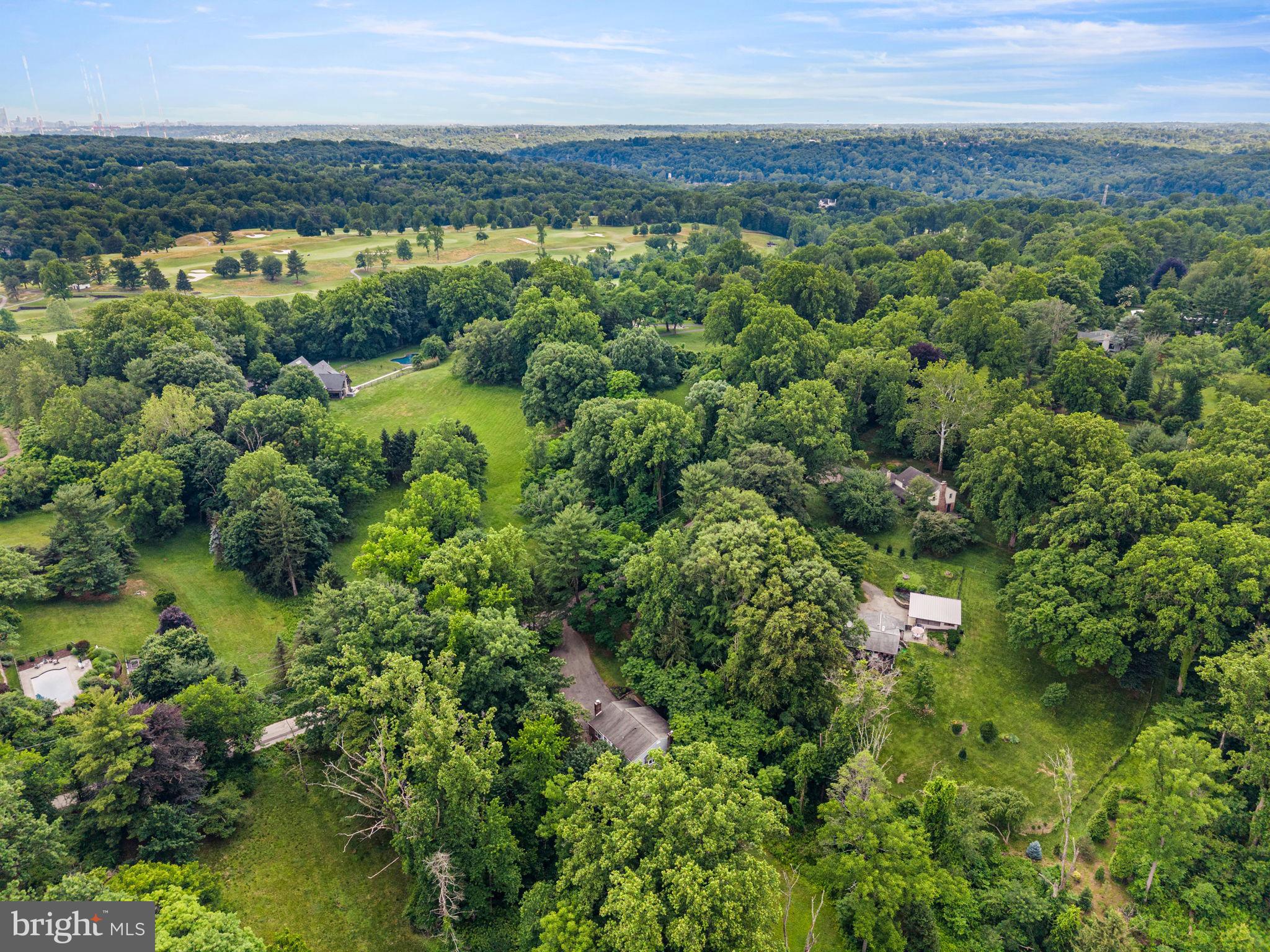 MIQUON - Residential