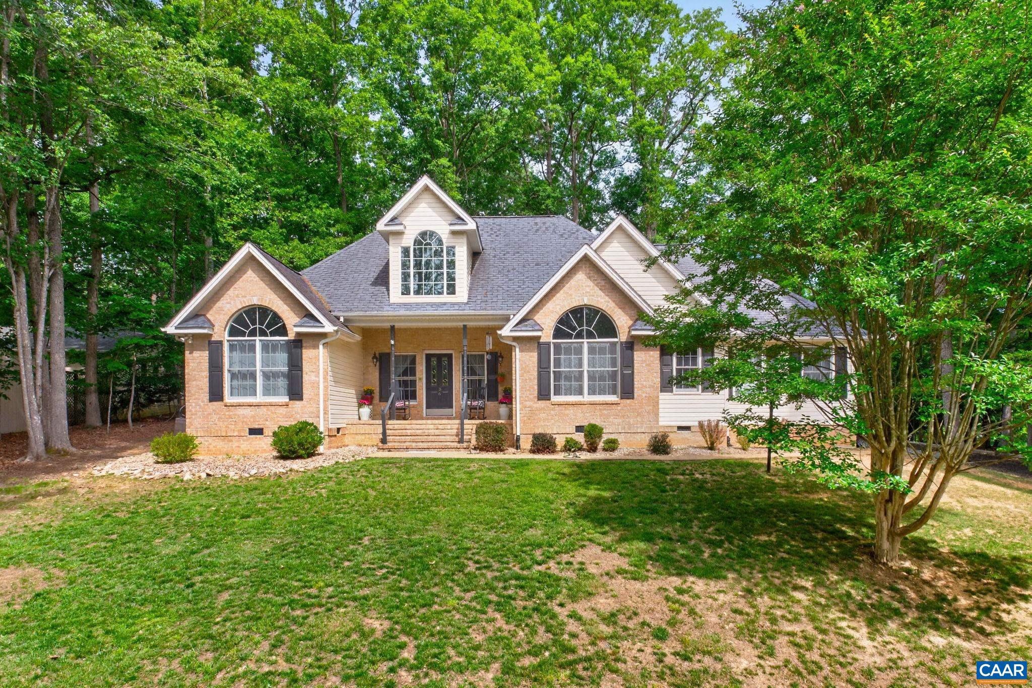 LAKE MONTICELLO - Residential