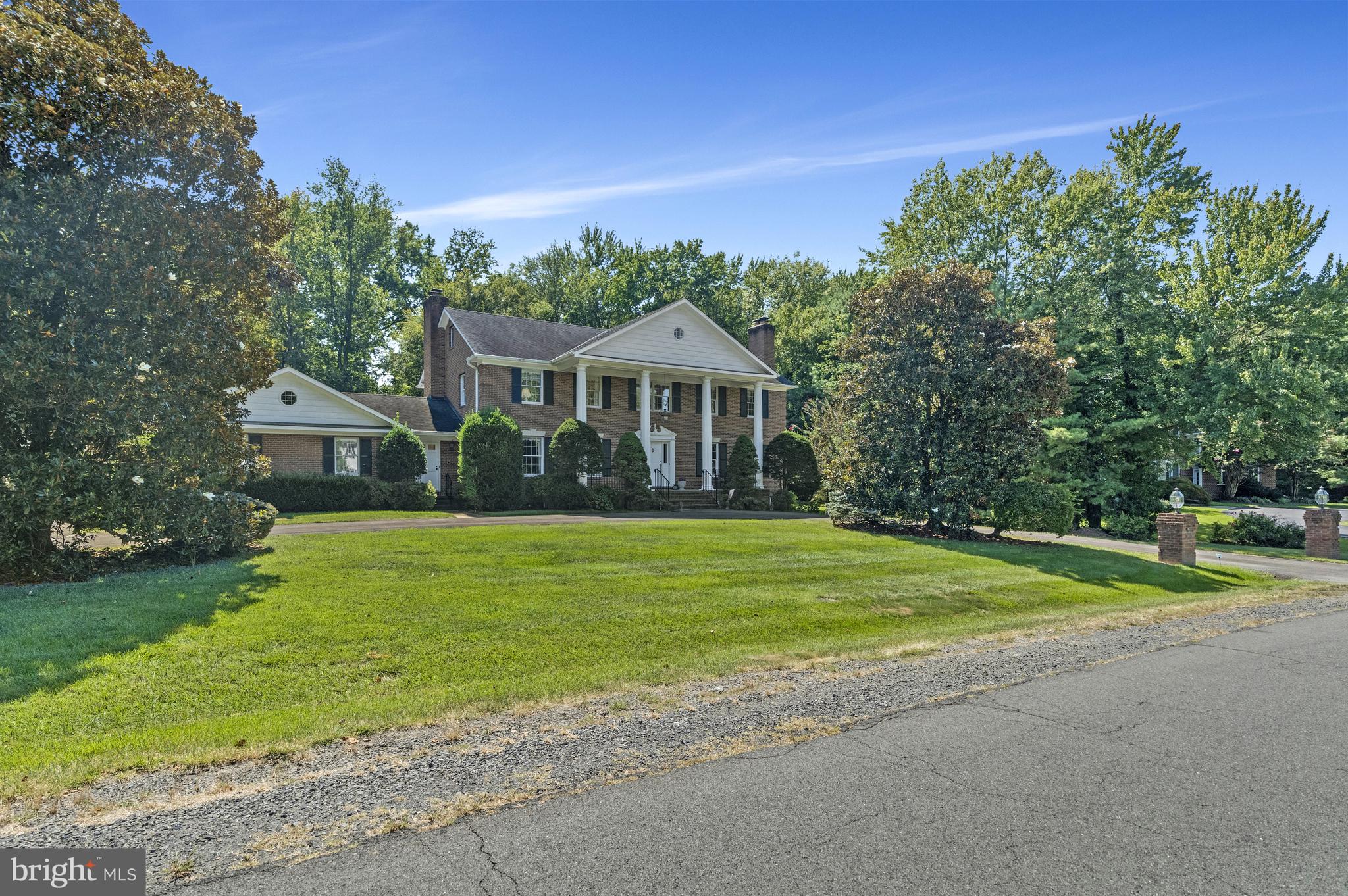 SUMMERWOOD - Residential