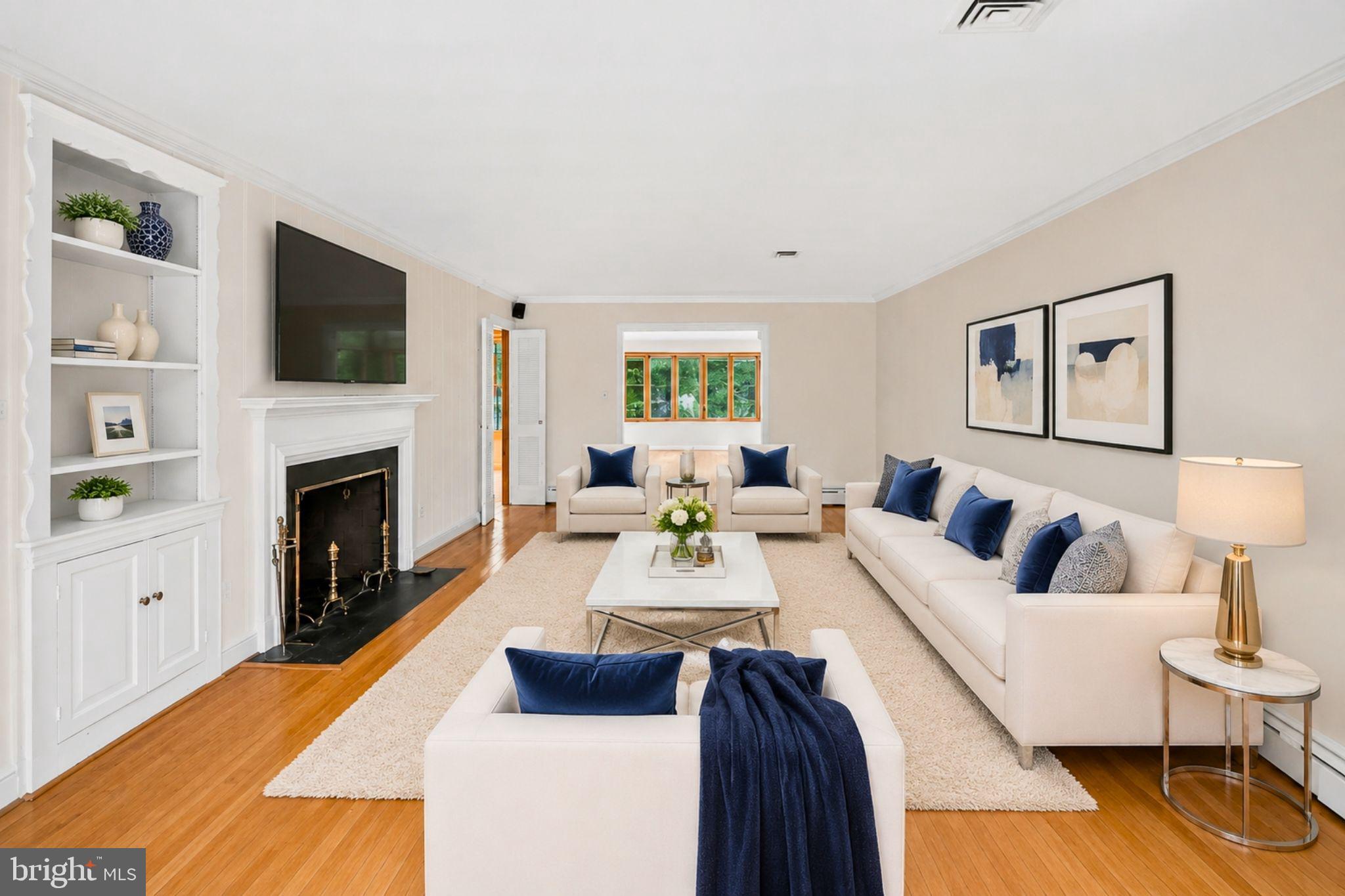HILLANDALE - Residential