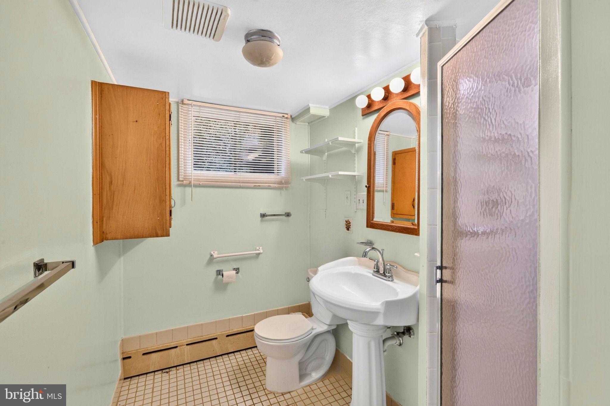 HILLANDALE - Residential