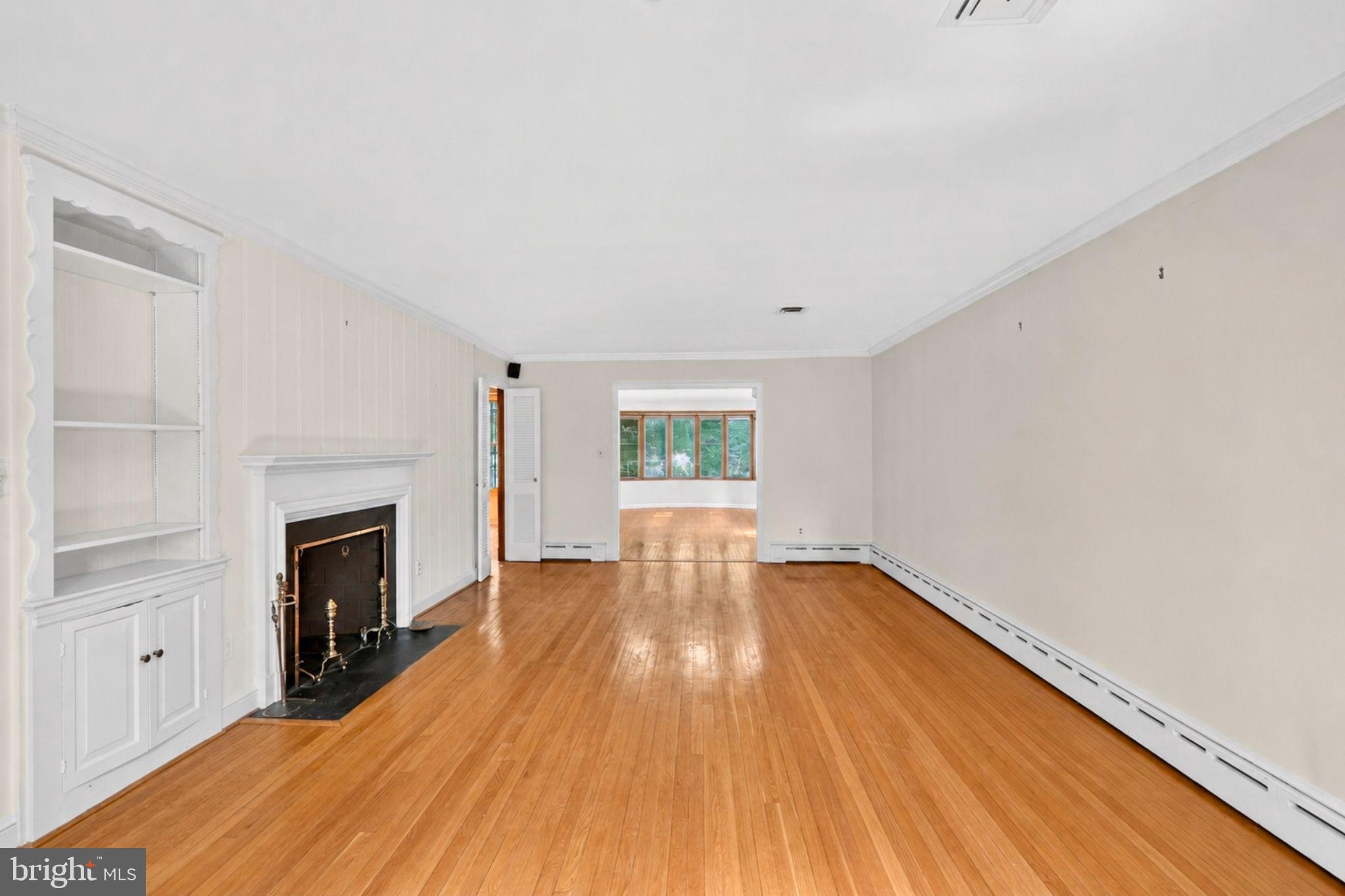 HILLANDALE - Residential