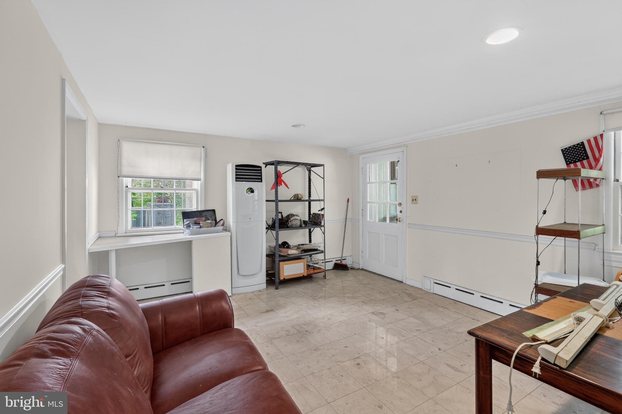HILLANDALE - Residential